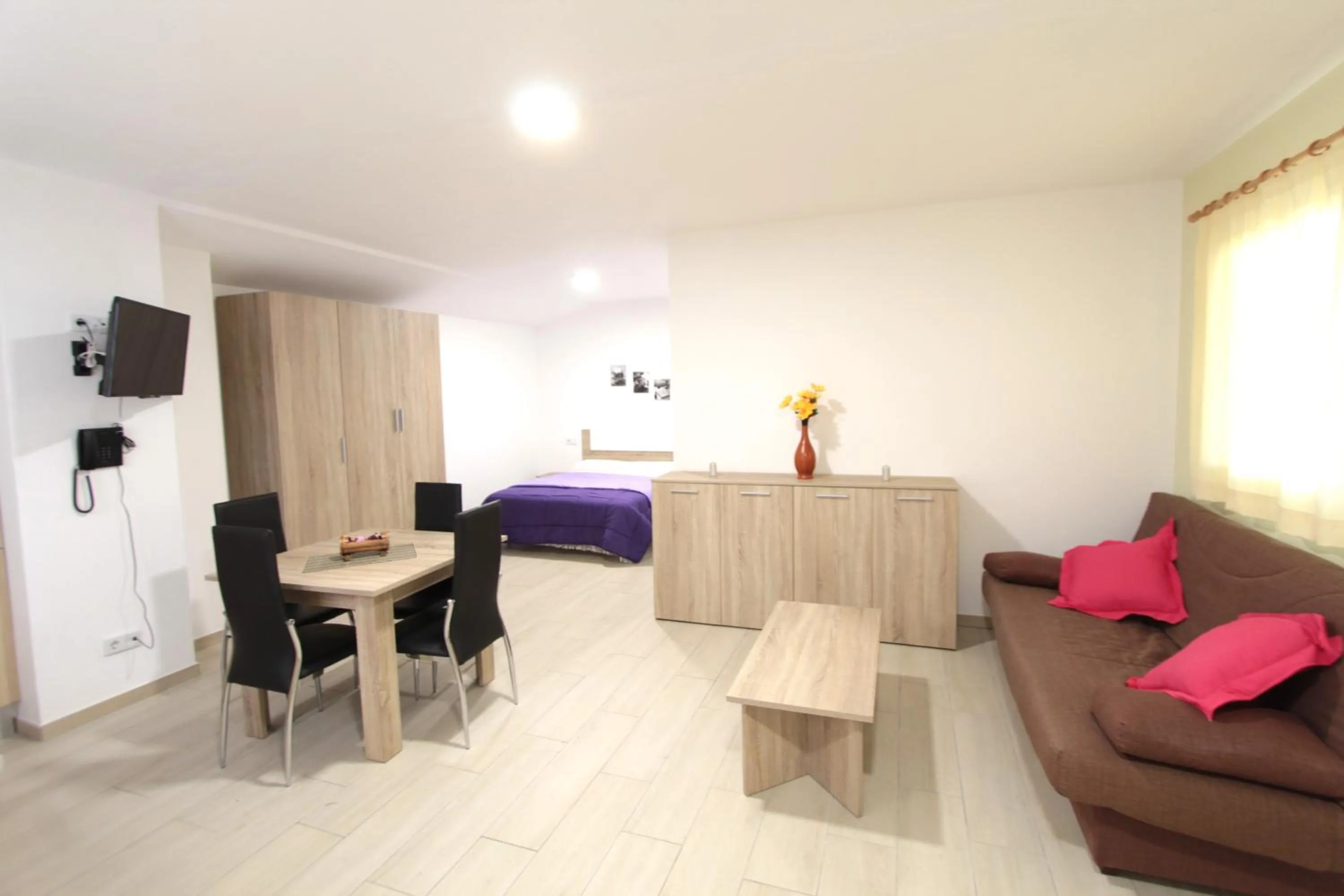 Dining area in Apartamentos Giuliano