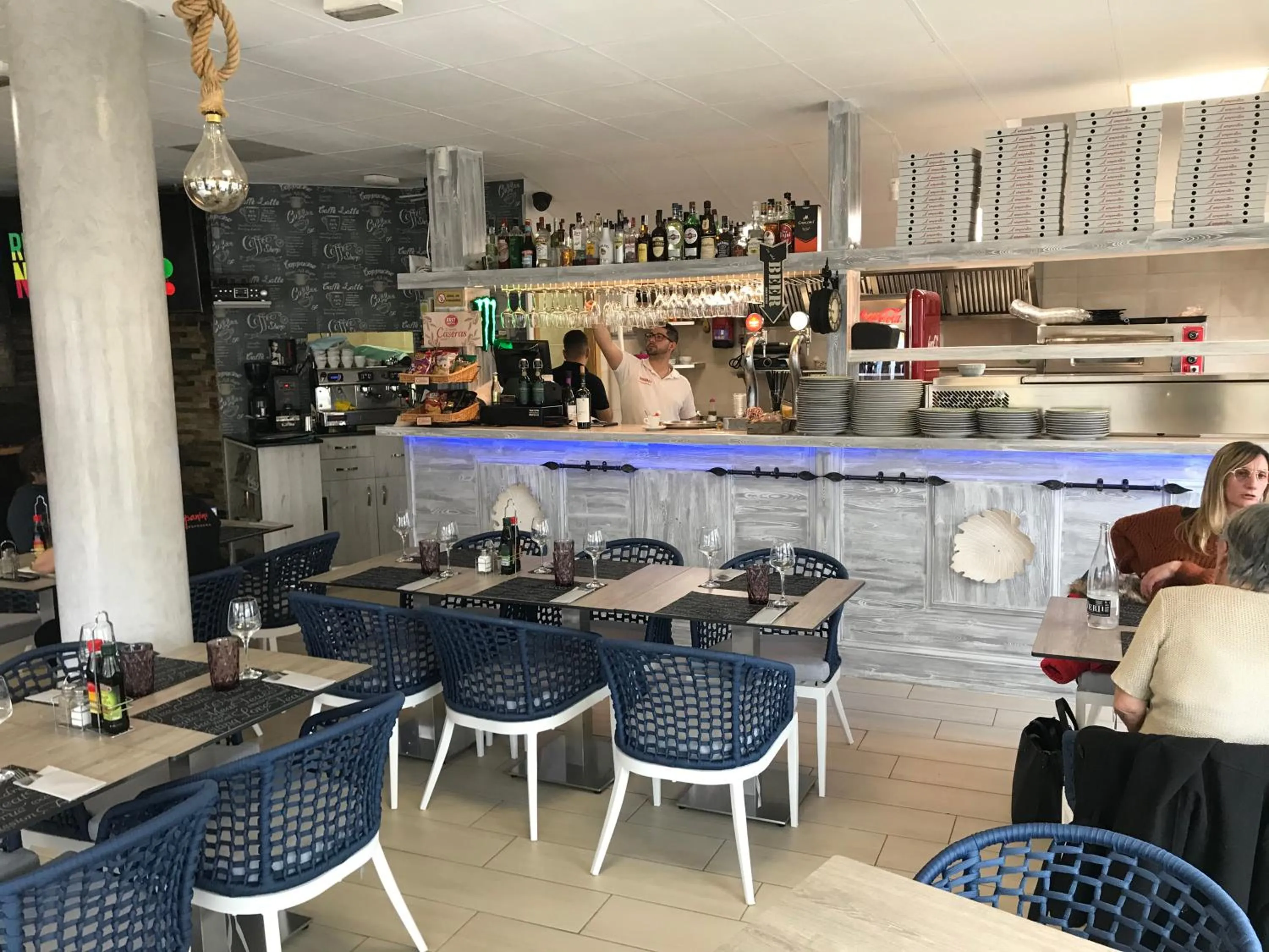 Meals in Apartamentos Giuliano