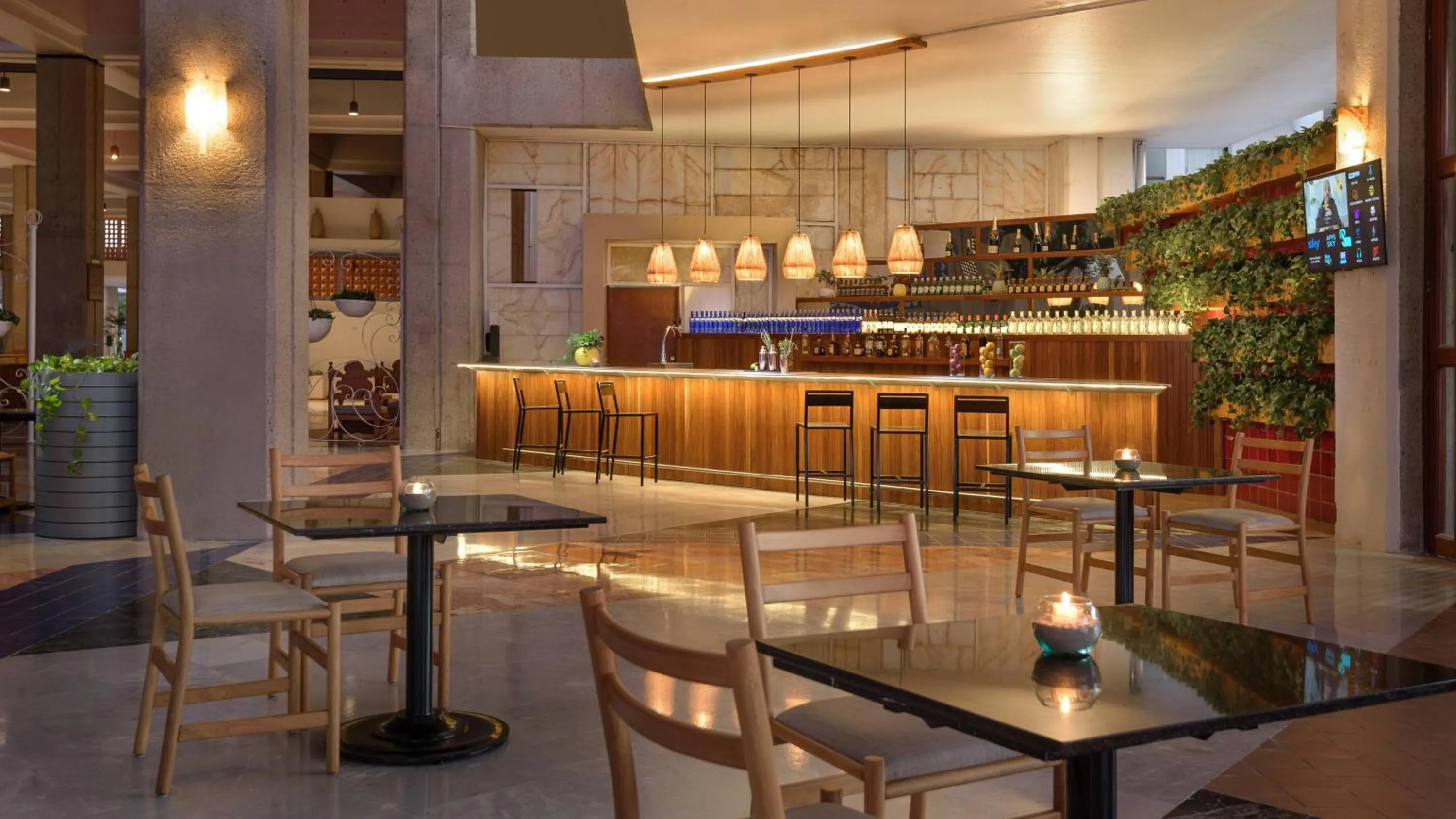 Restaurant/places to eat in Meliá Puerto Vallarta