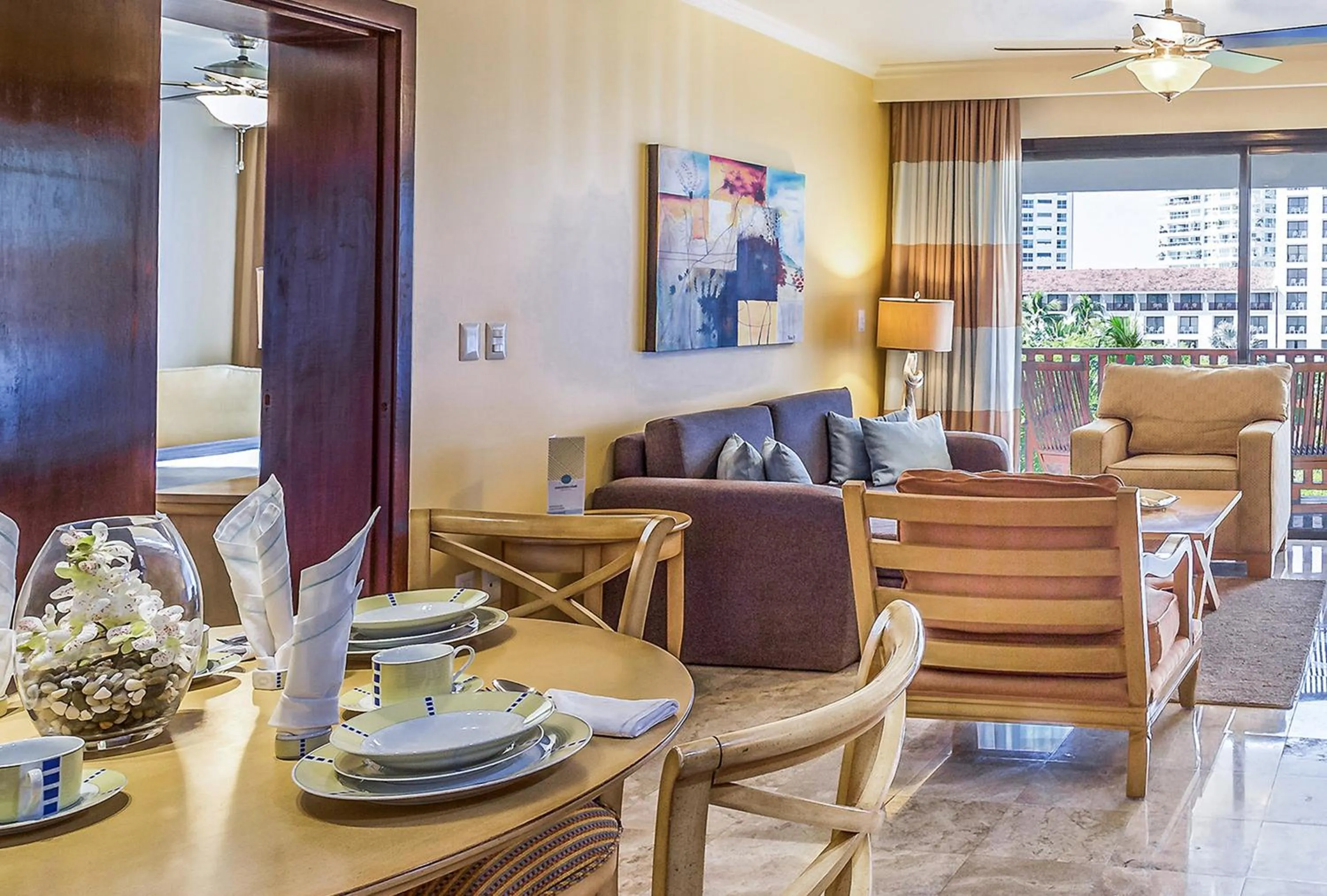 Living room in Meliá Puerto Vallarta – All Inclusive