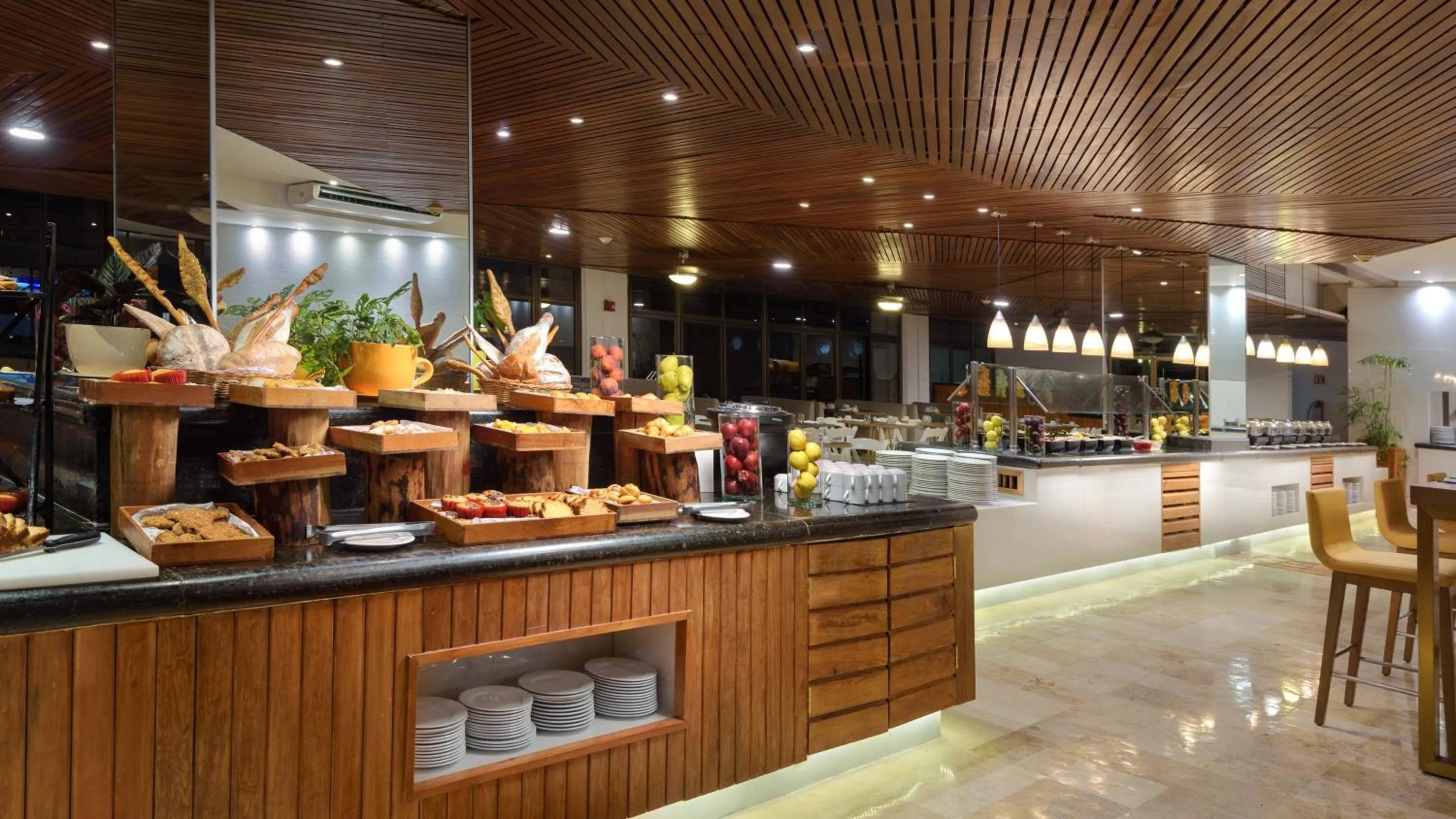 Restaurant/places to eat in Meliá Puerto Vallarta