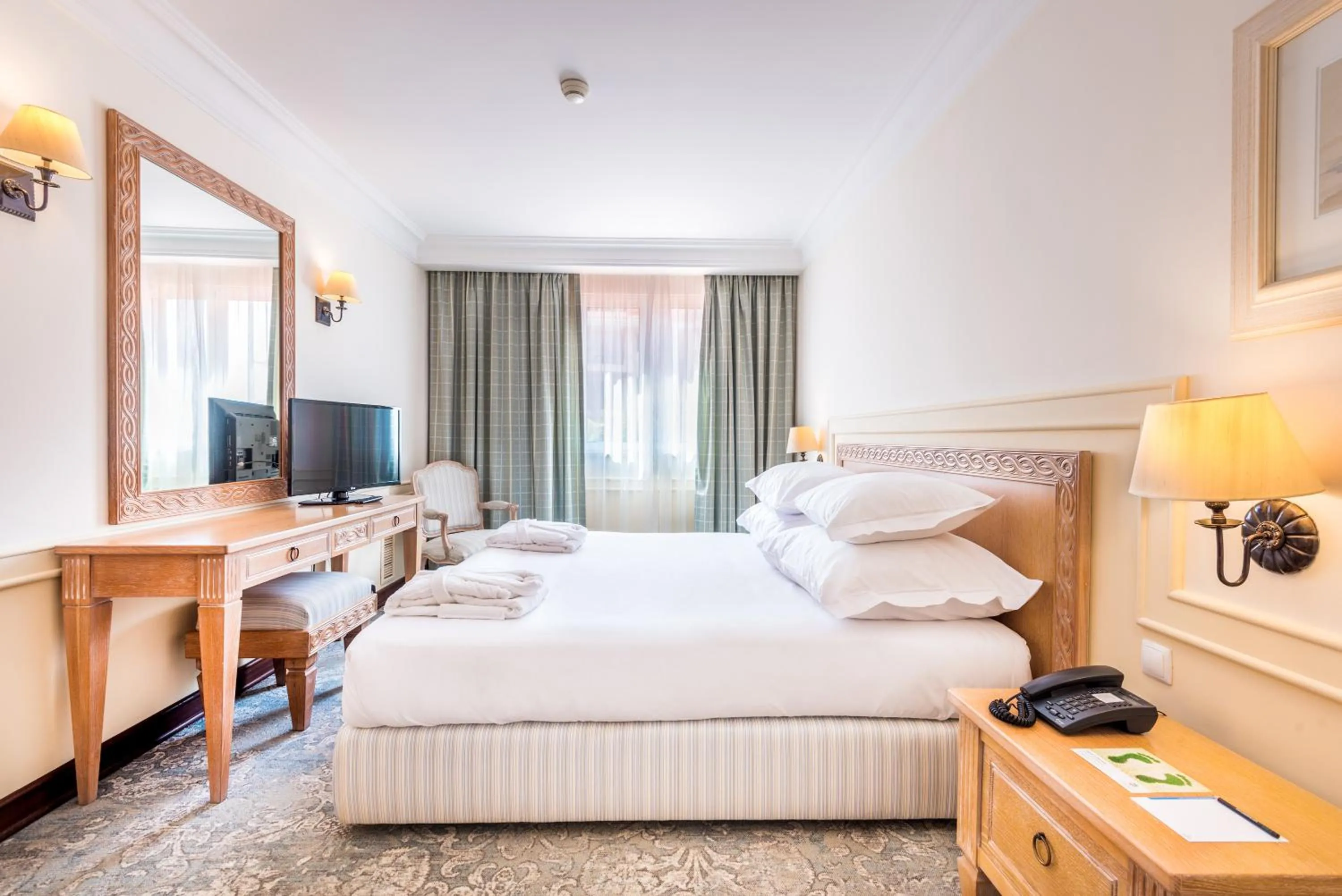 Bedroom, Bed in Pestana Royal All Inclusive Ocean & Spa Resort