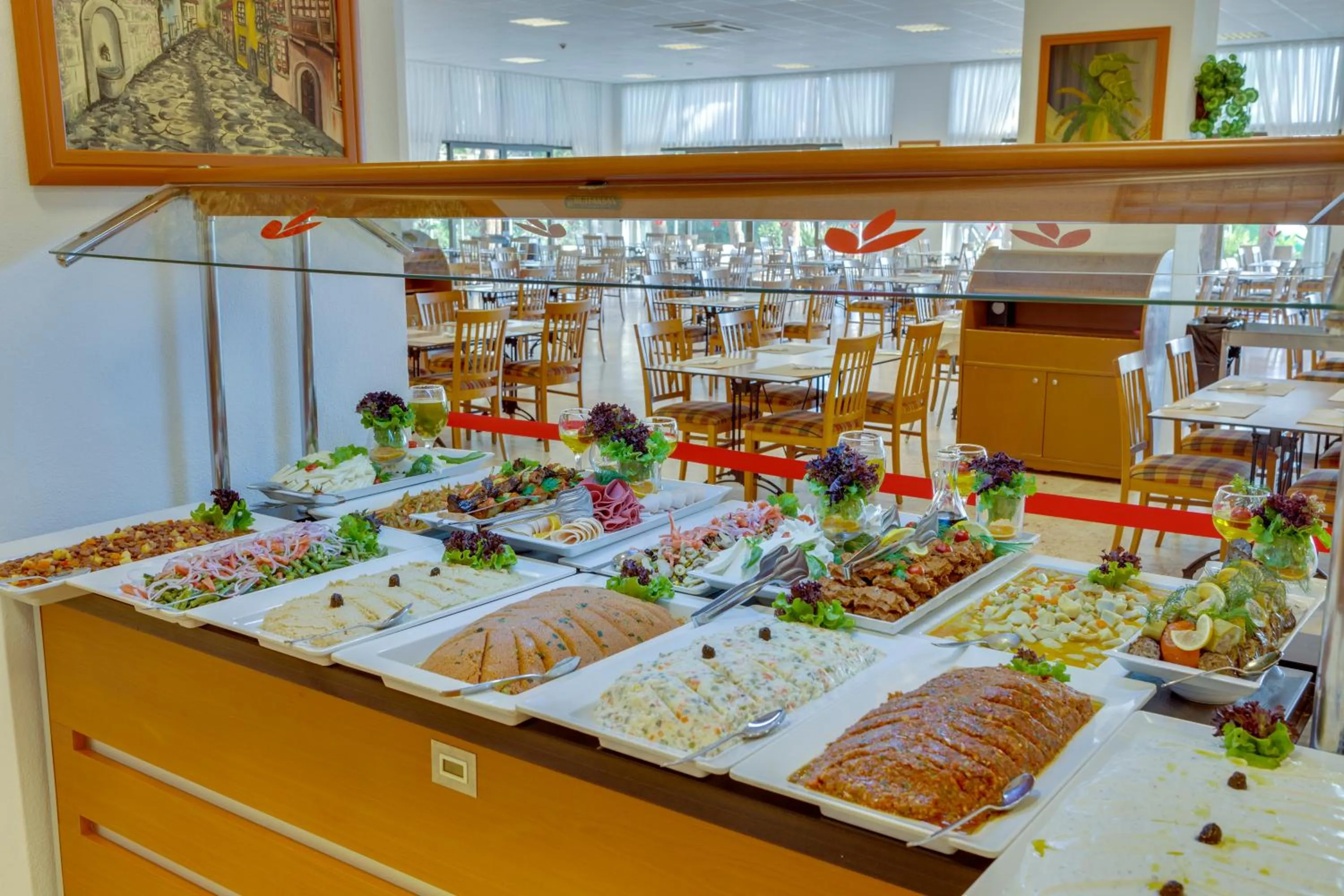 Food and drinks in Hotel Grand Efe