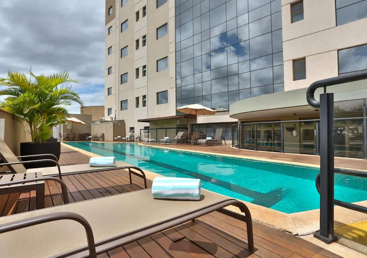 Facade/entrance in Matiz Vilaboim Ribeirão Preto