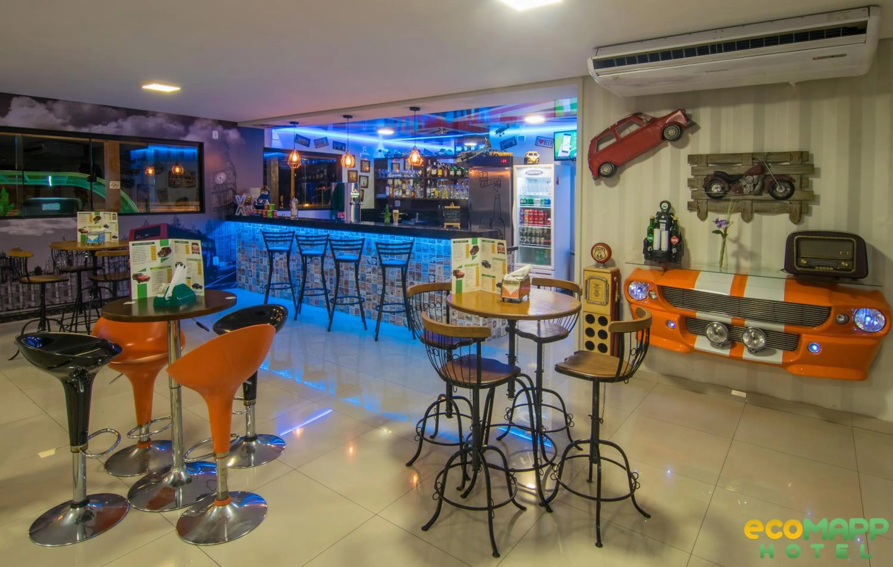 Lounge or bar in EcoMAPP Hotel