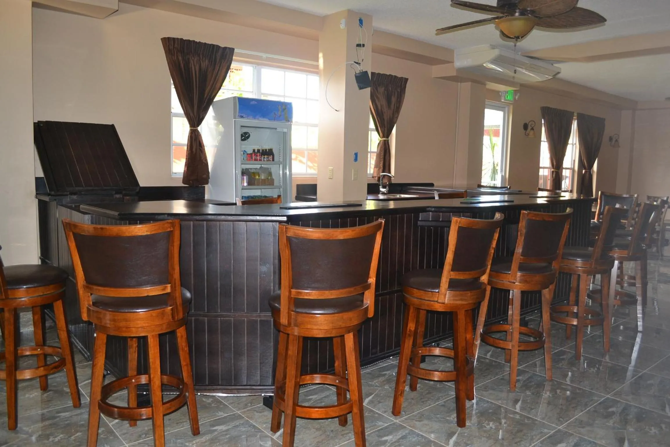 Area and facilities in Montecristo Inn