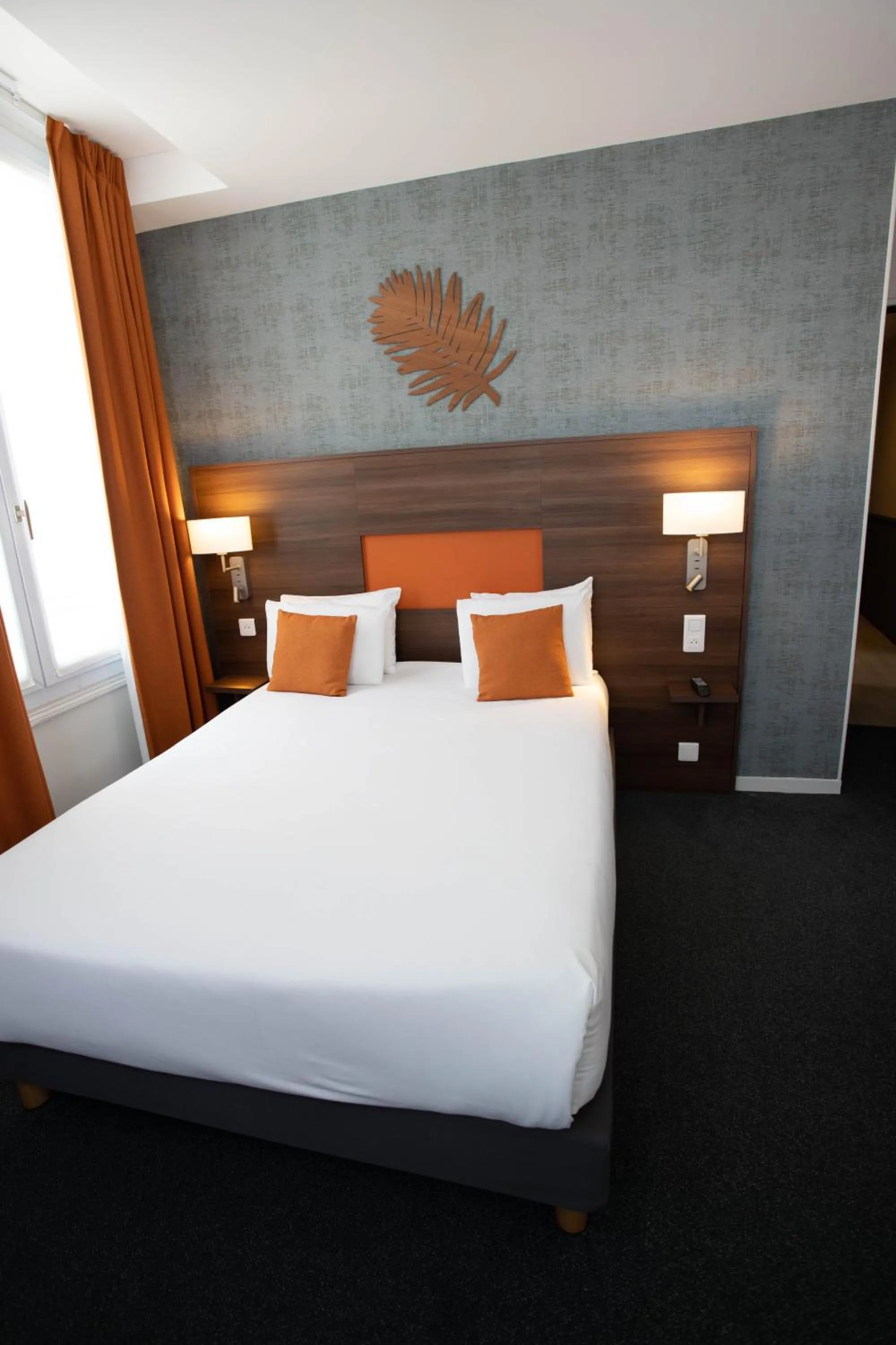 Photo of the whole room, Bed in Hotel Continental