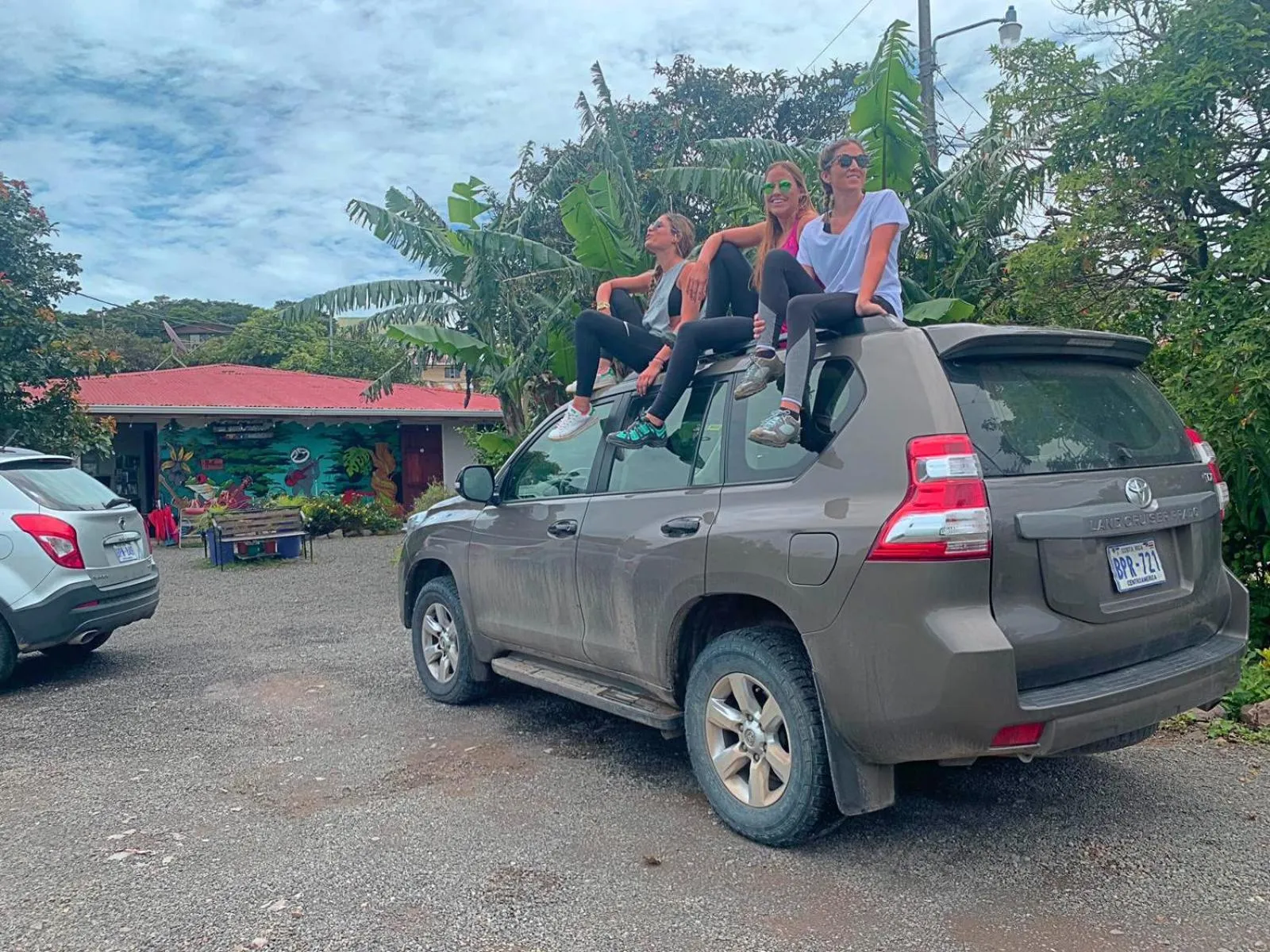 People in Casa Jungle Monteverde B&B