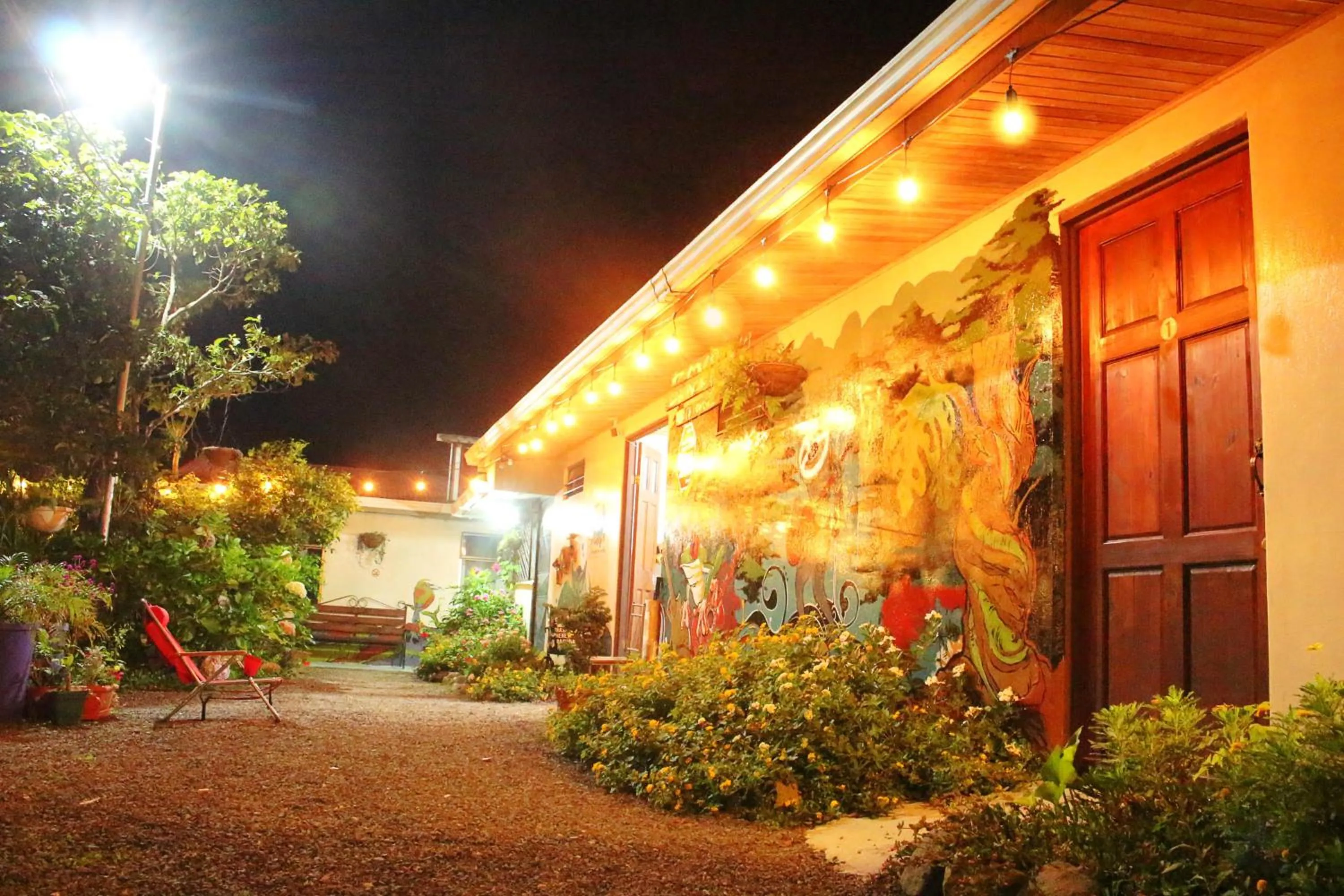 Property building in Casa Jungle Monteverde B&B