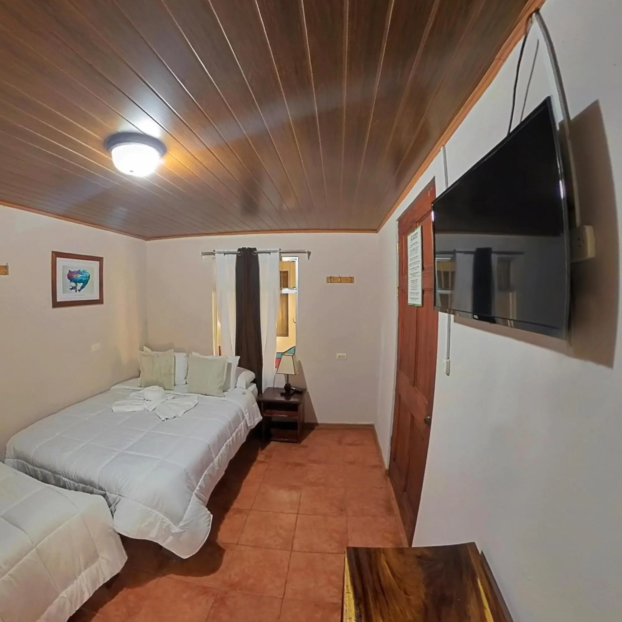 Bed in Casa Jungle Monteverde B&B