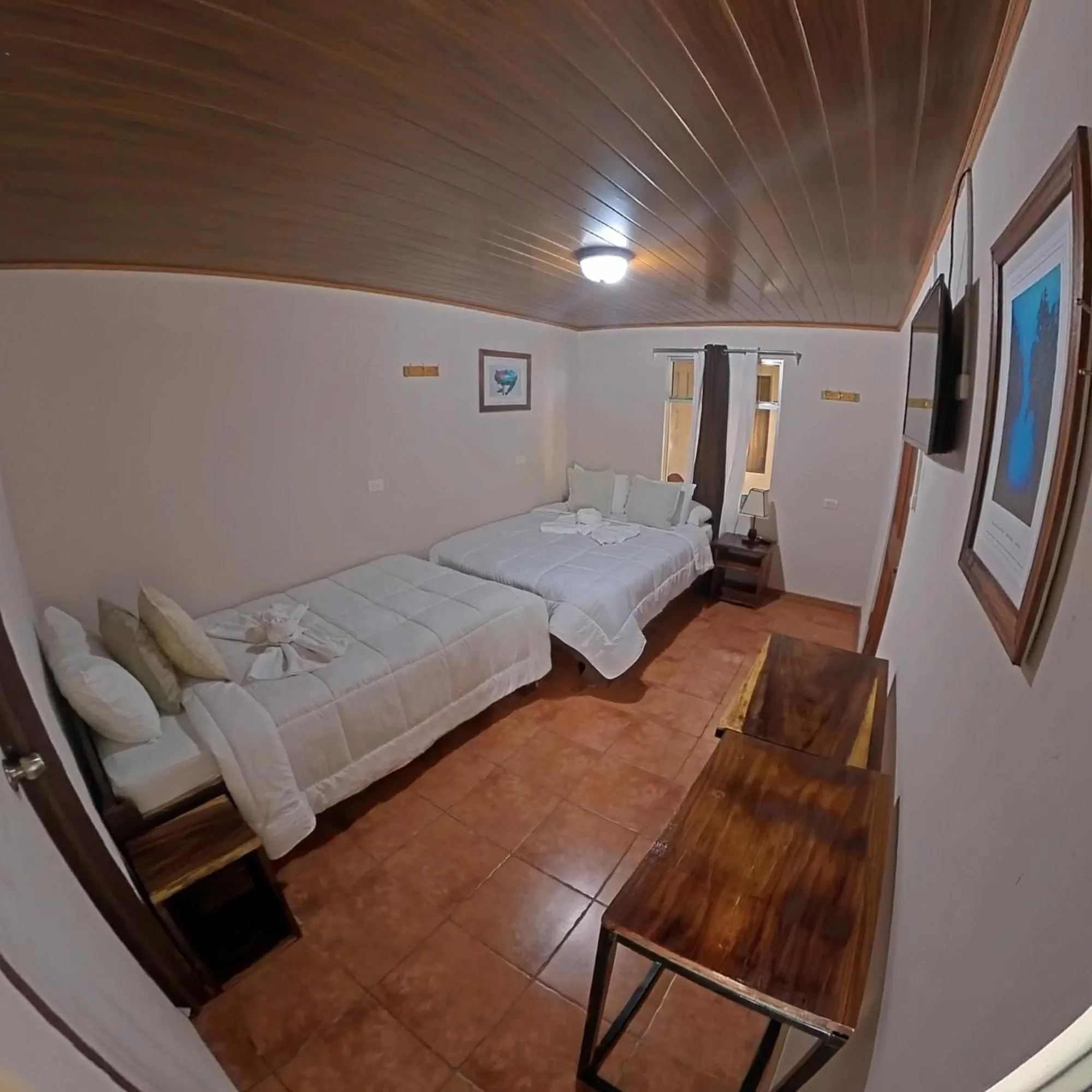 Bed in Casa Jungle Monteverde B&B