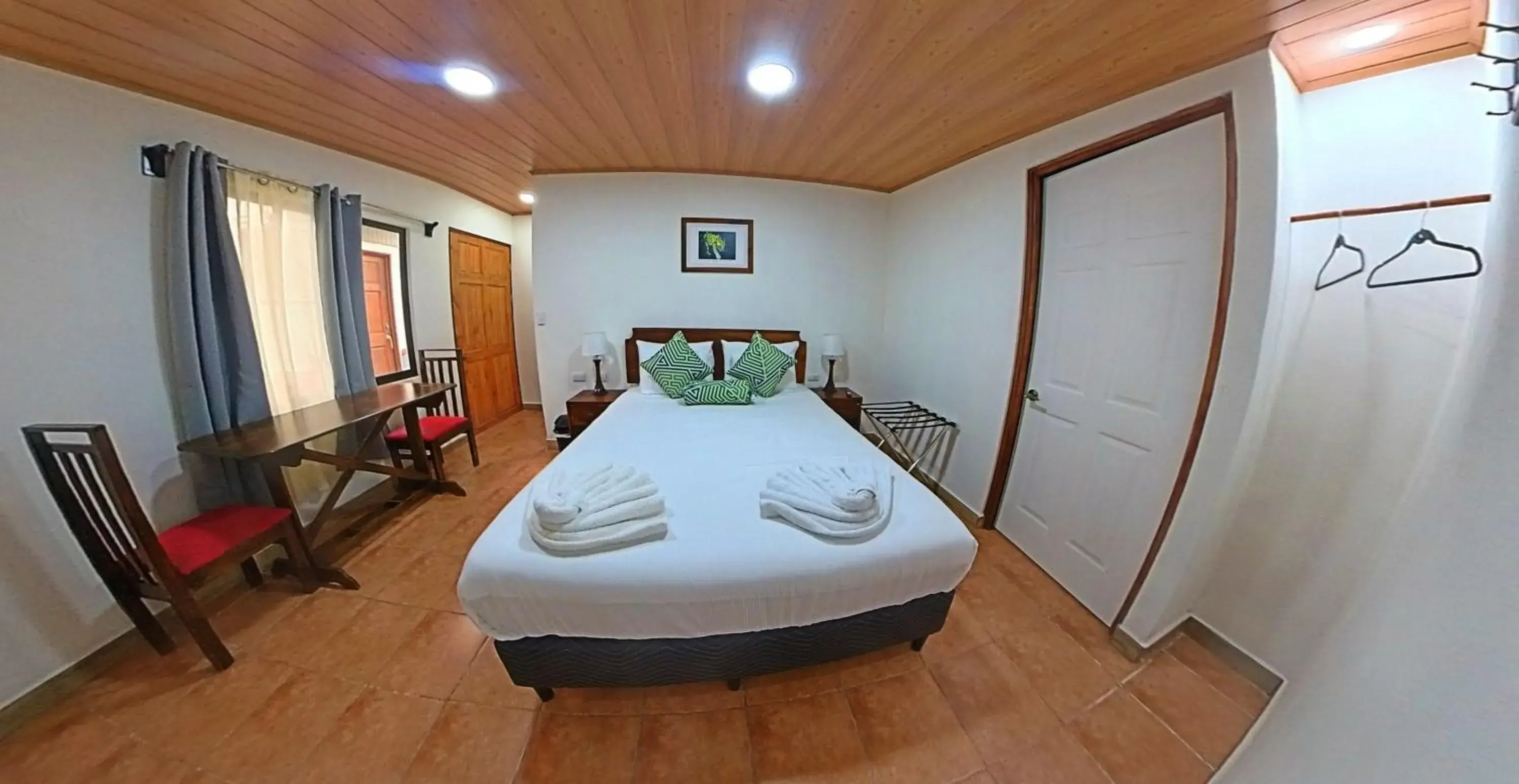 Superior Double Room - single occupancy in Casa Jungle Monteverde B&B Superior Double Room - single occupancy in Casa Jungle Monteverde B&B