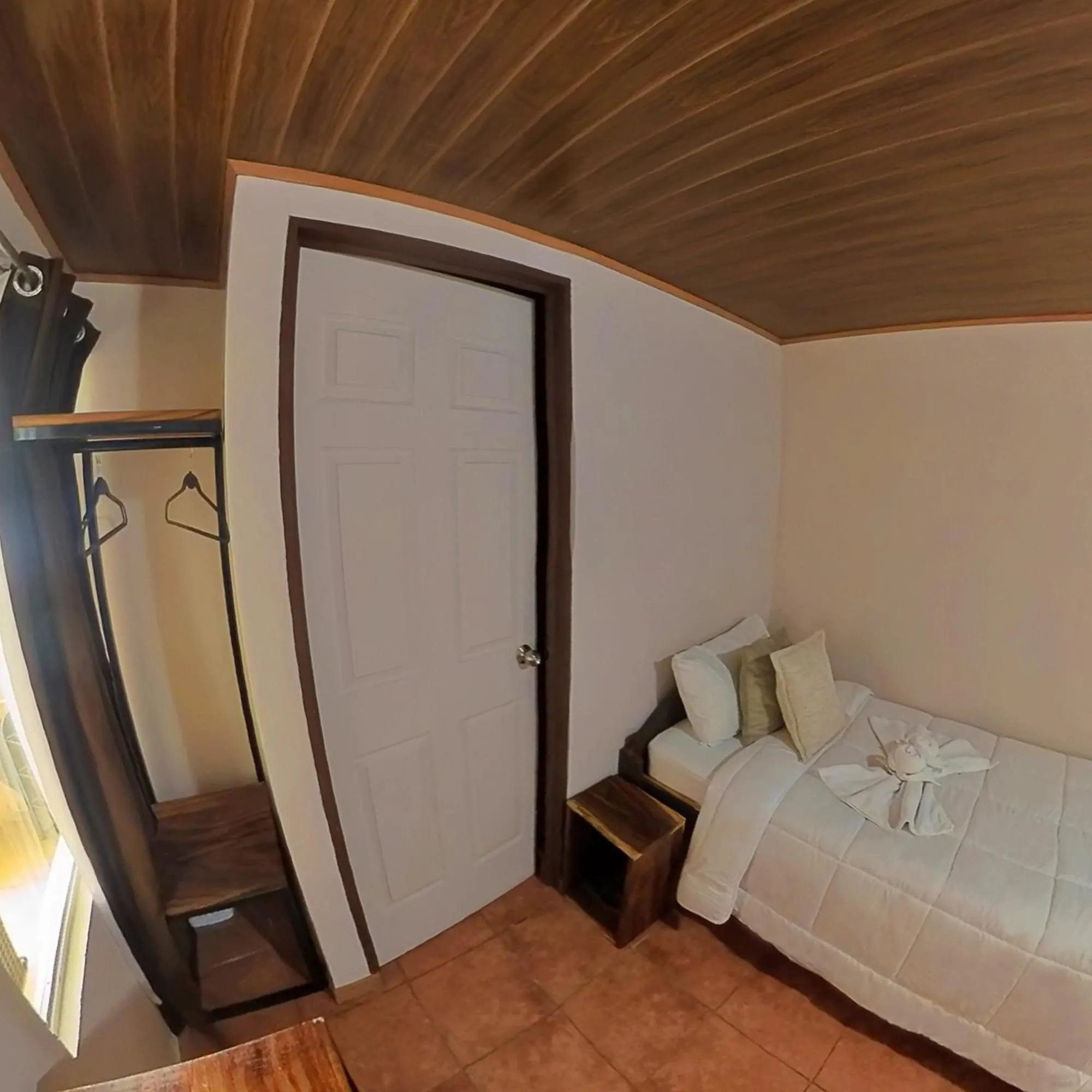 Bed in Casa Jungle Monteverde B&B