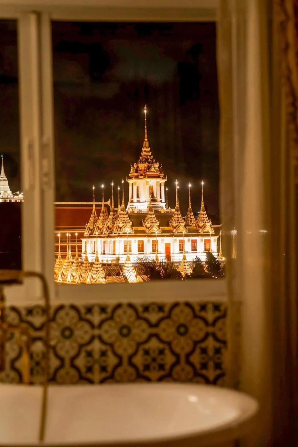 Night in Siam Champs Elyseesi Unique Hotel