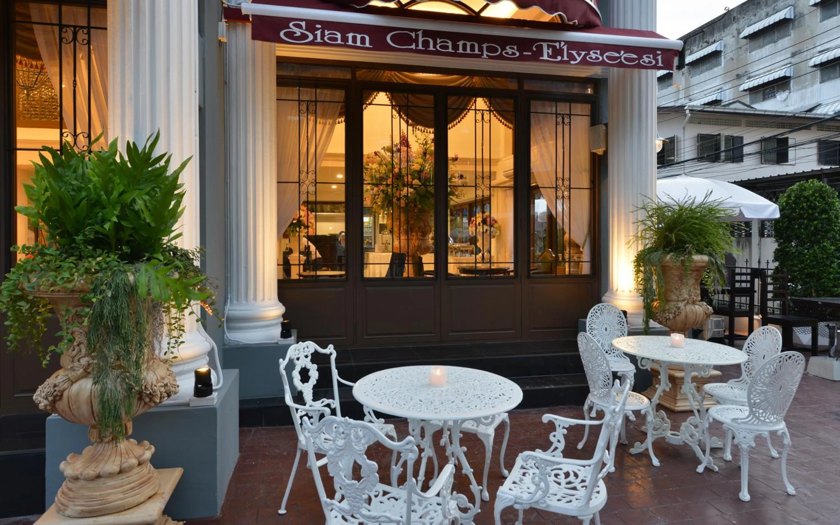 Property building in Siam Champs Elyseesi Unique Hotel