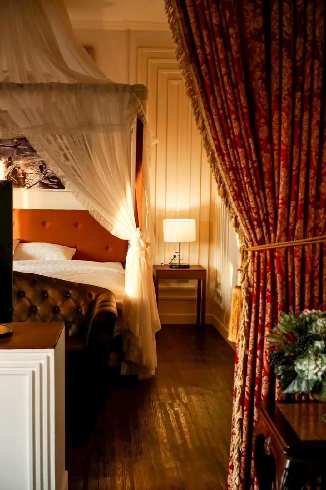 Bed in Siam Champs Elyseesi Unique Hotel