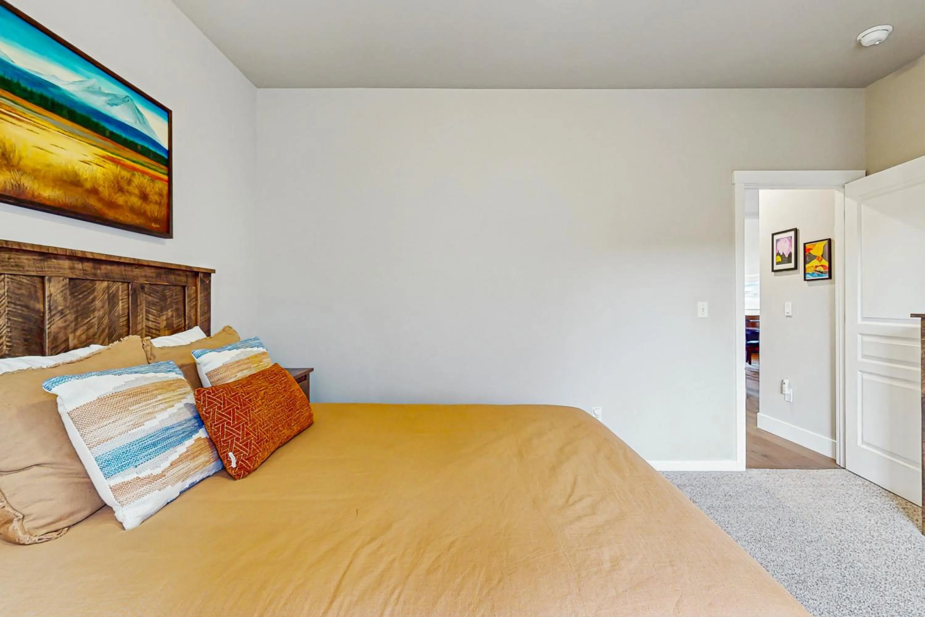 Bed in Eagle Crest Family Retreat