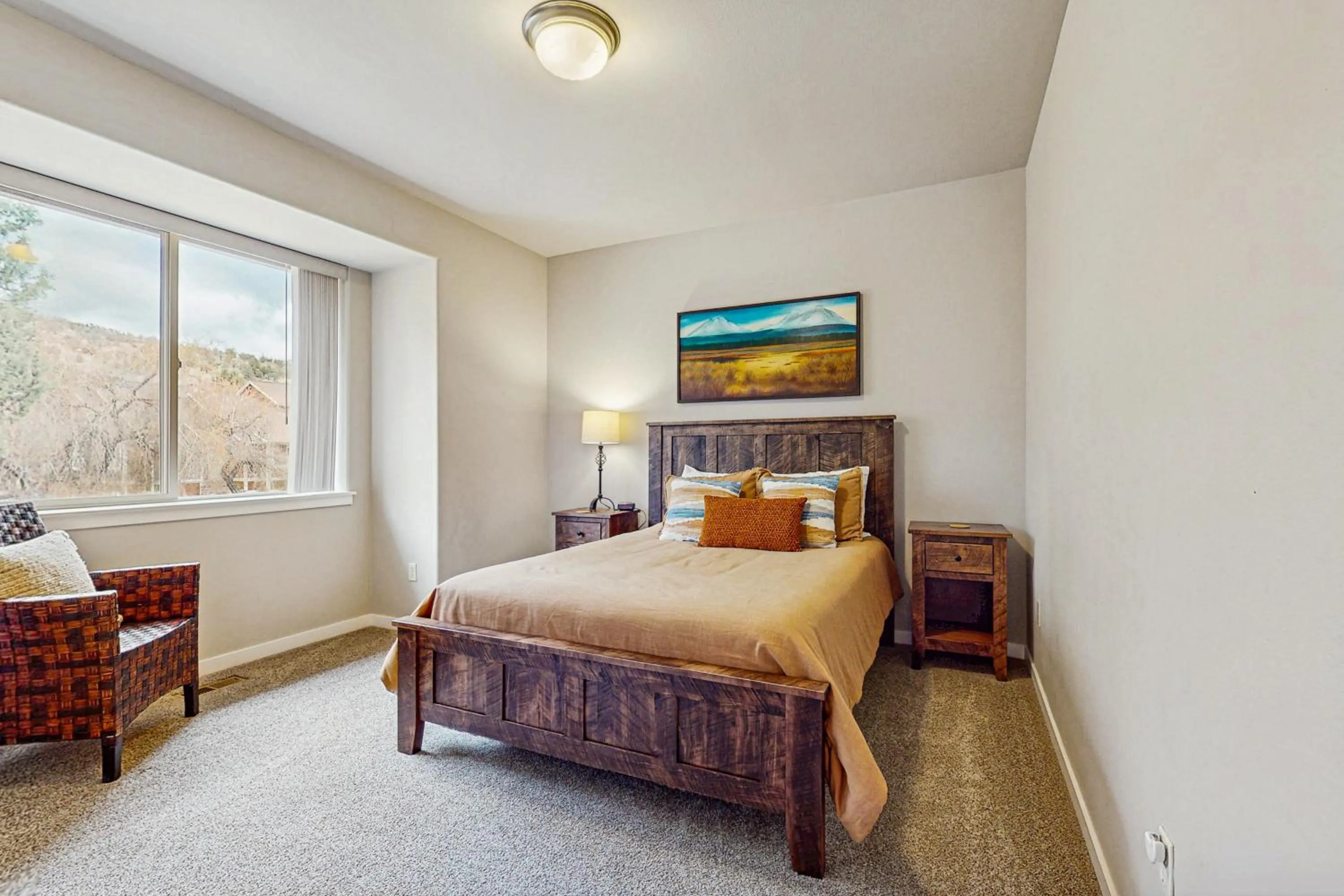 Bed in Eagle Crest Family Retreat