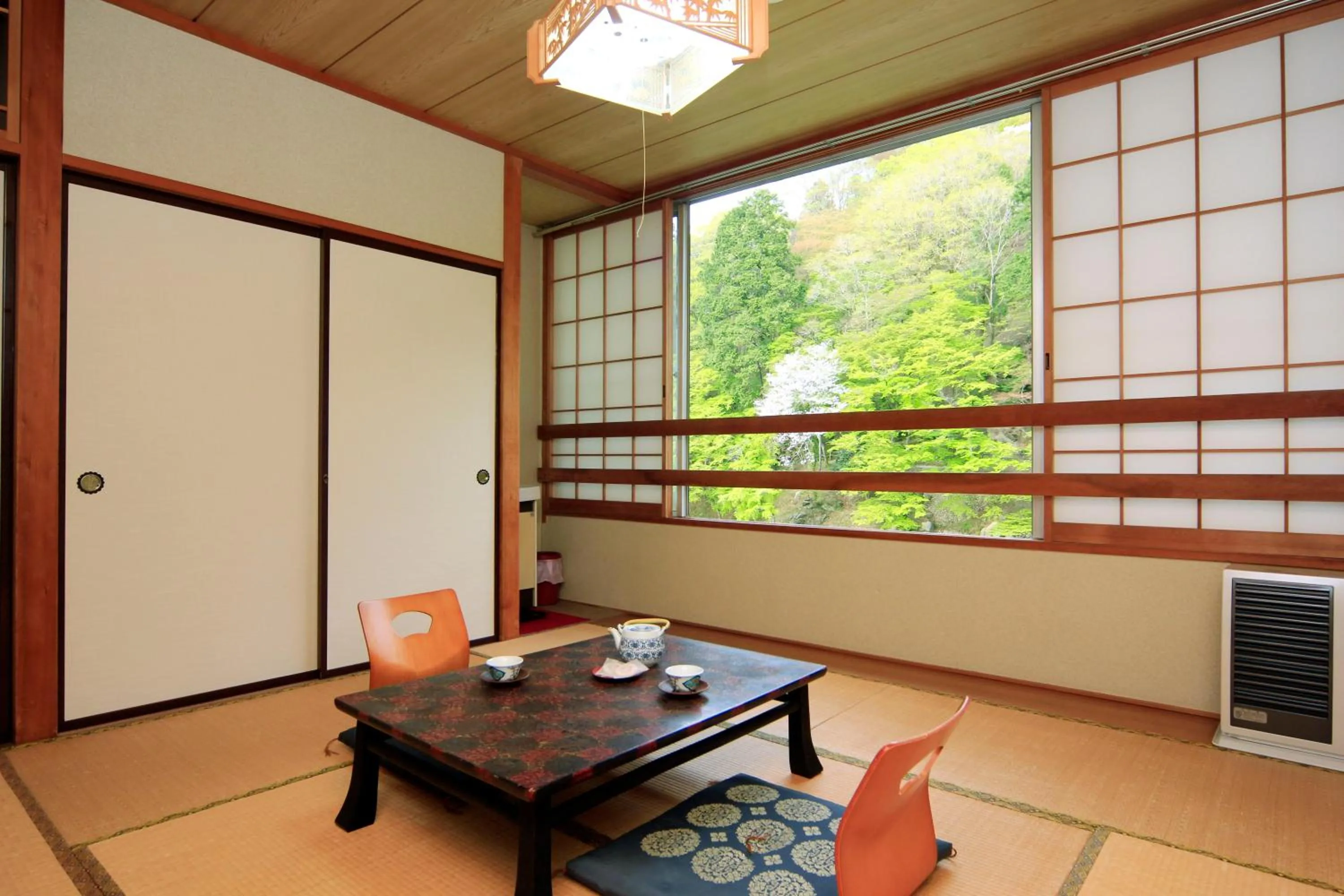 Photo of the whole room in Korantei