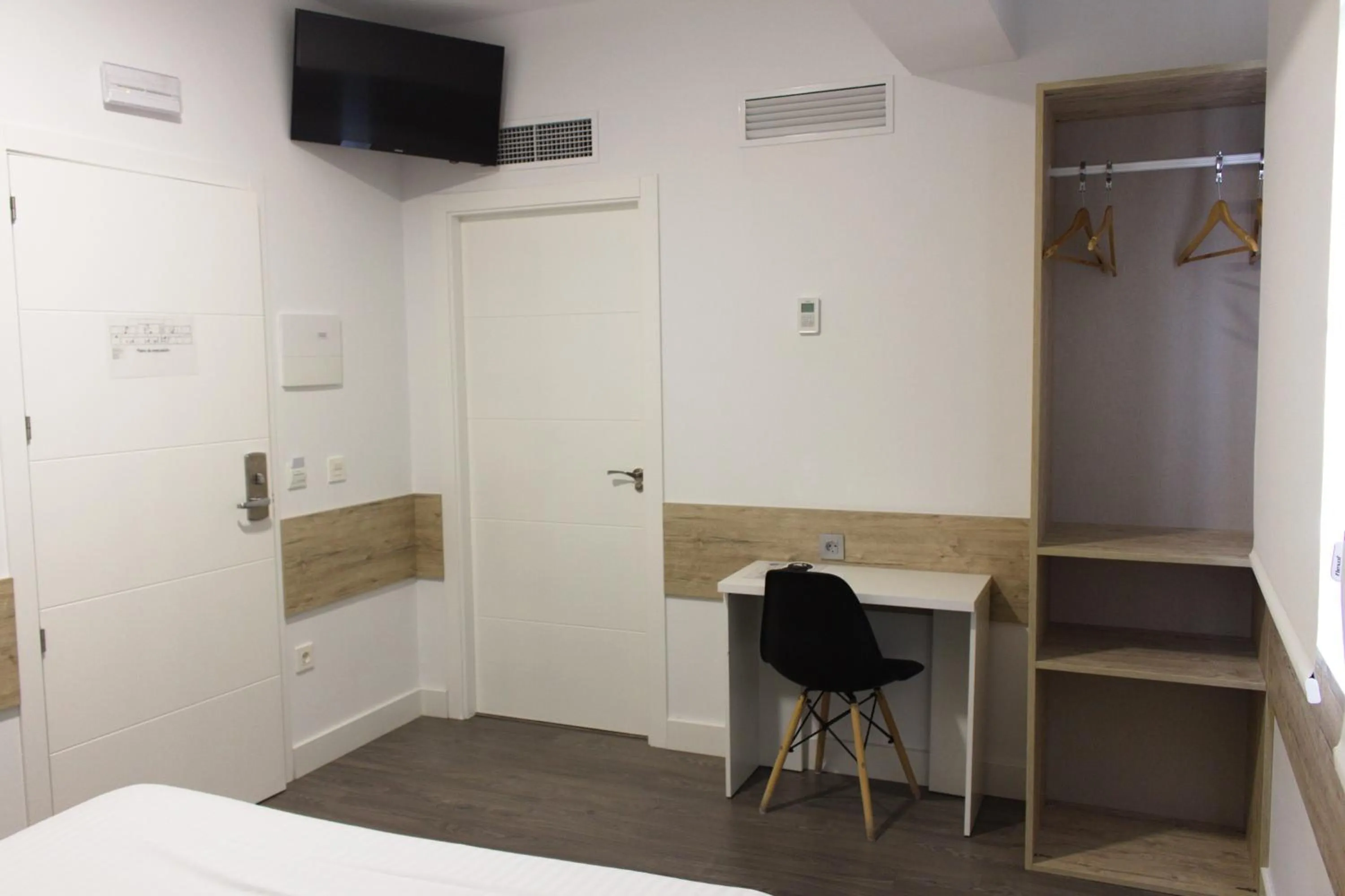 Deluxe Double or Twin Room in Deluxe Hostels & Suites Merida
