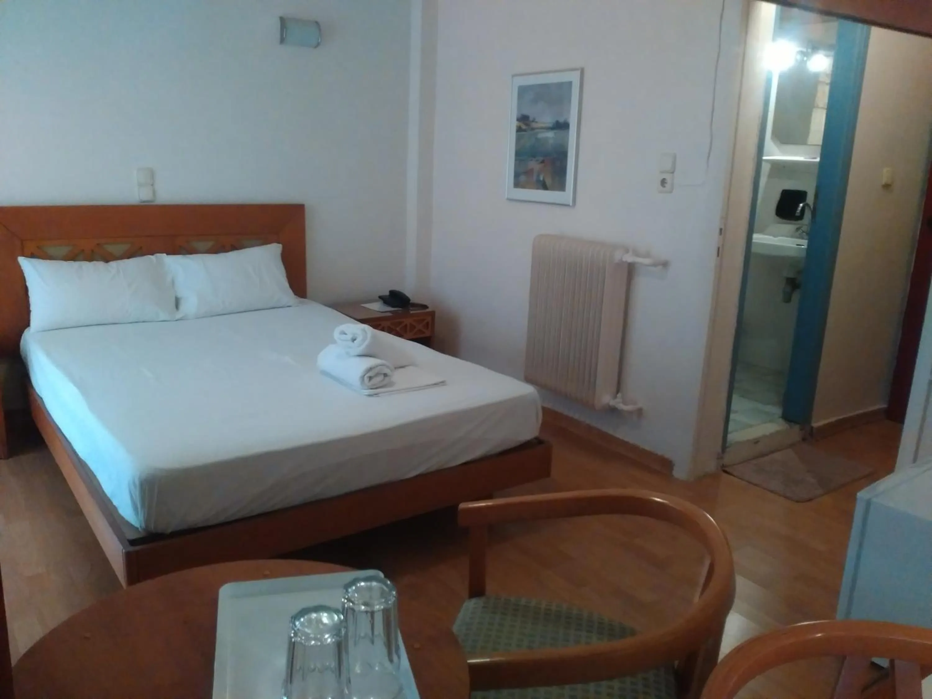 Bedroom, Bed in Glaros