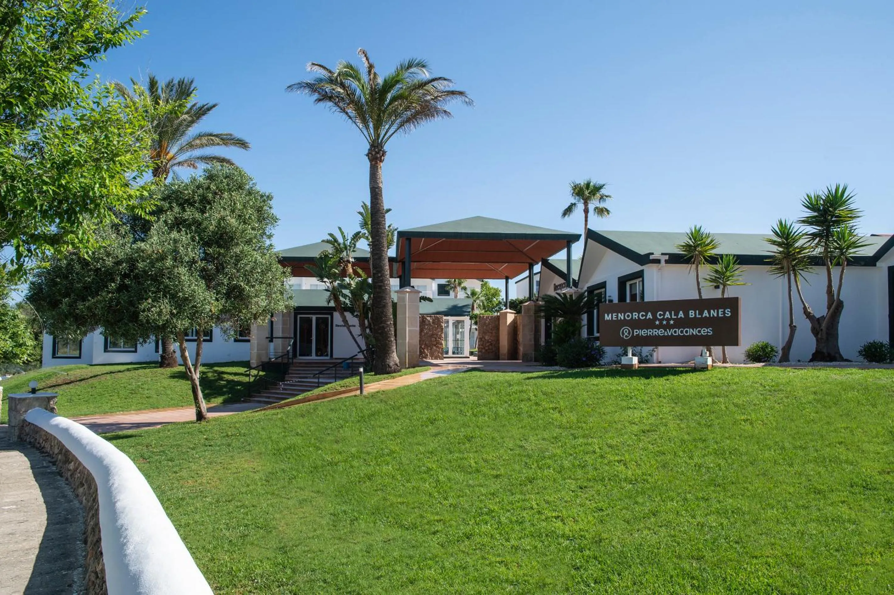 Garden in Pierre & Vacances Menorca Cala Blanes