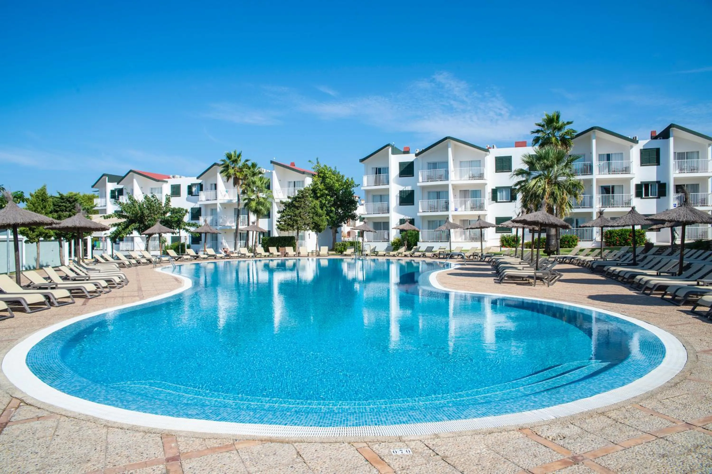 Property building in Pierre & Vacances Menorca Cala Blanes