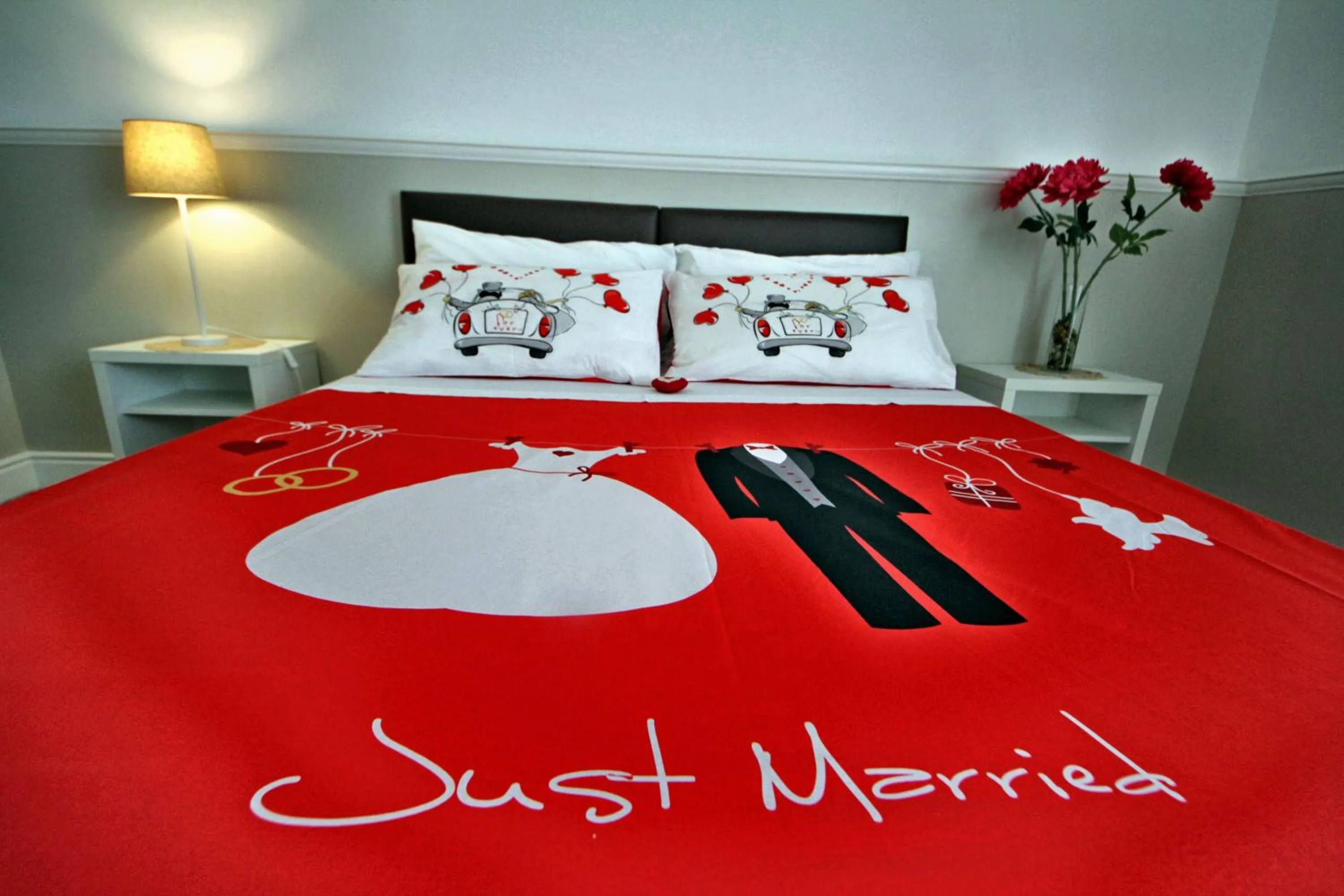 Bedroom, Bed in Principe