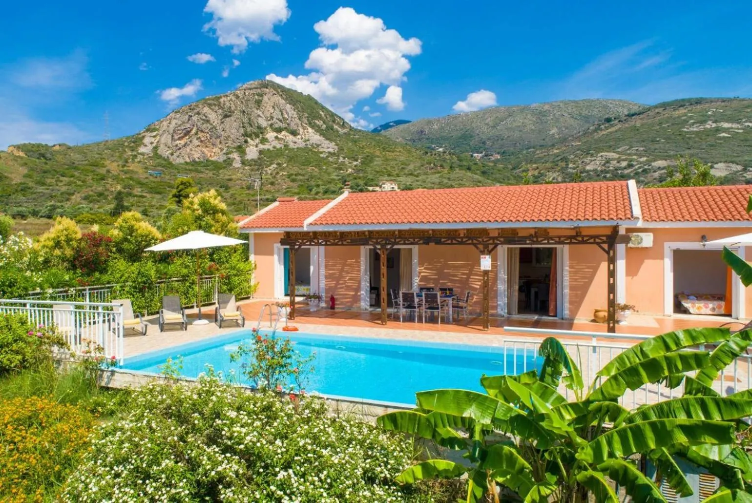 Villa Peach
