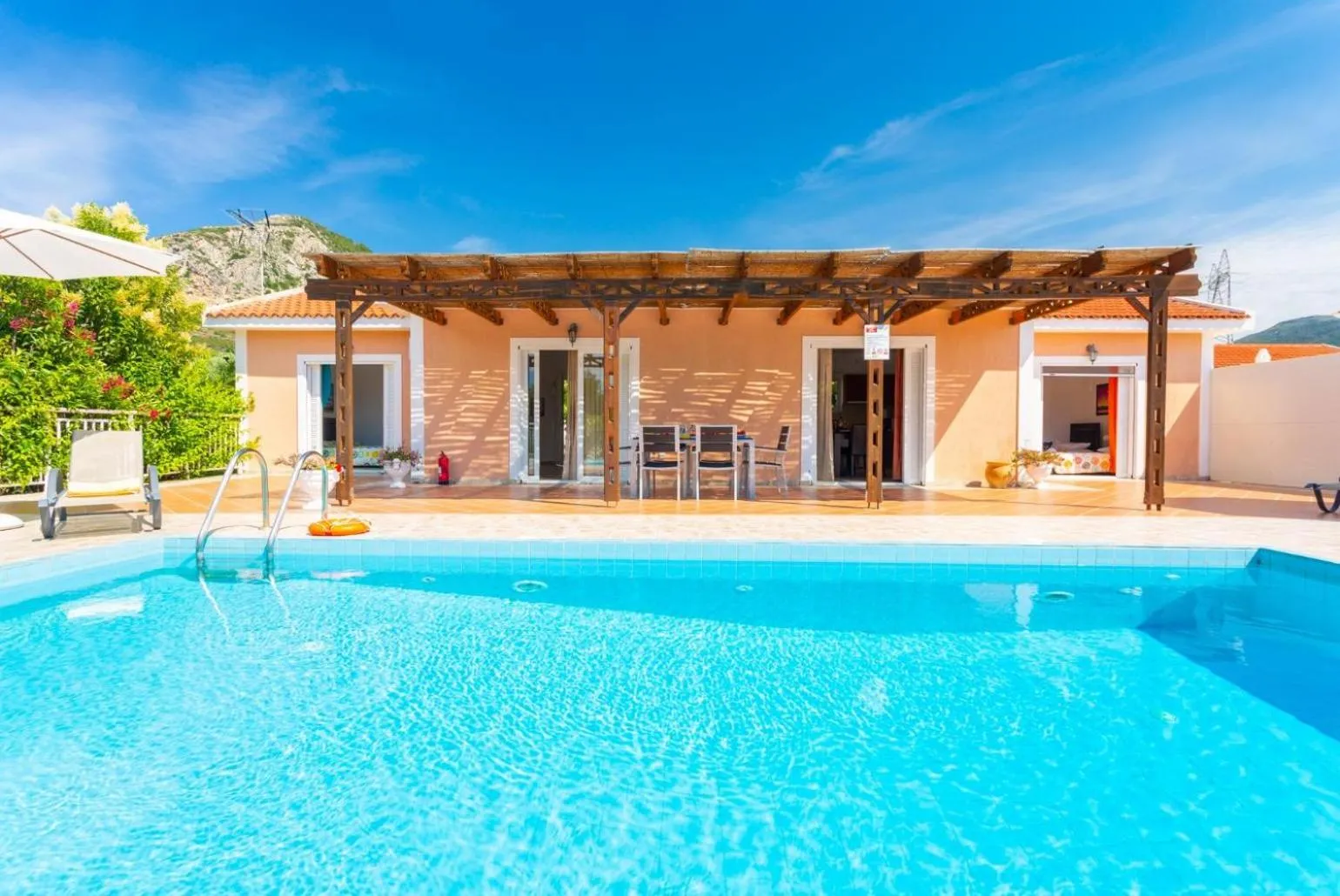 Villa Peach