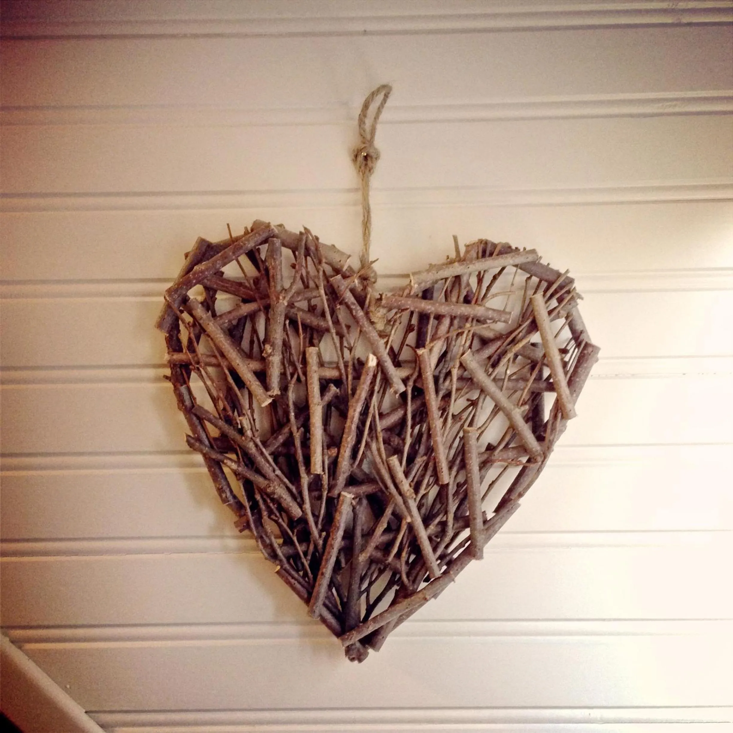 Decorative detail in Auberge Le Cabaliros