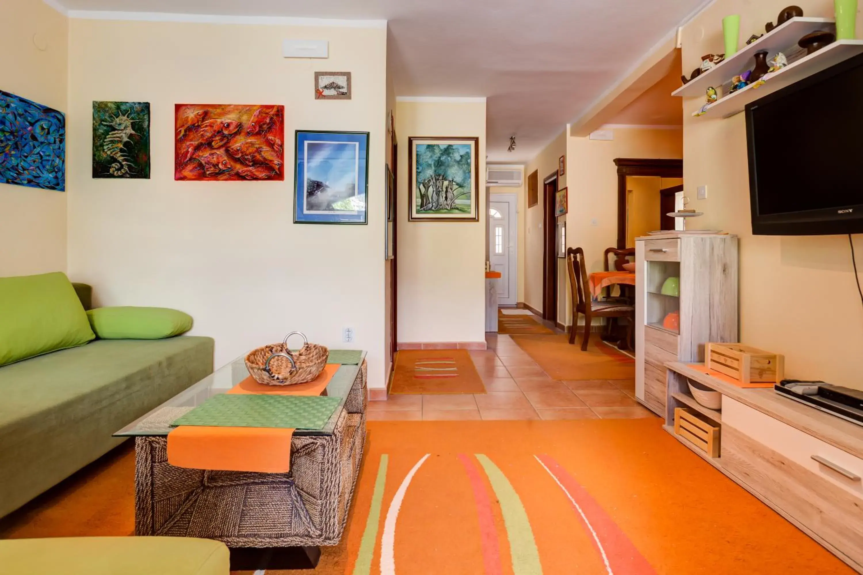 Three-Bedroom Apartment in Apartments Varja Three-Bedroom Apartment in Apartments Varja