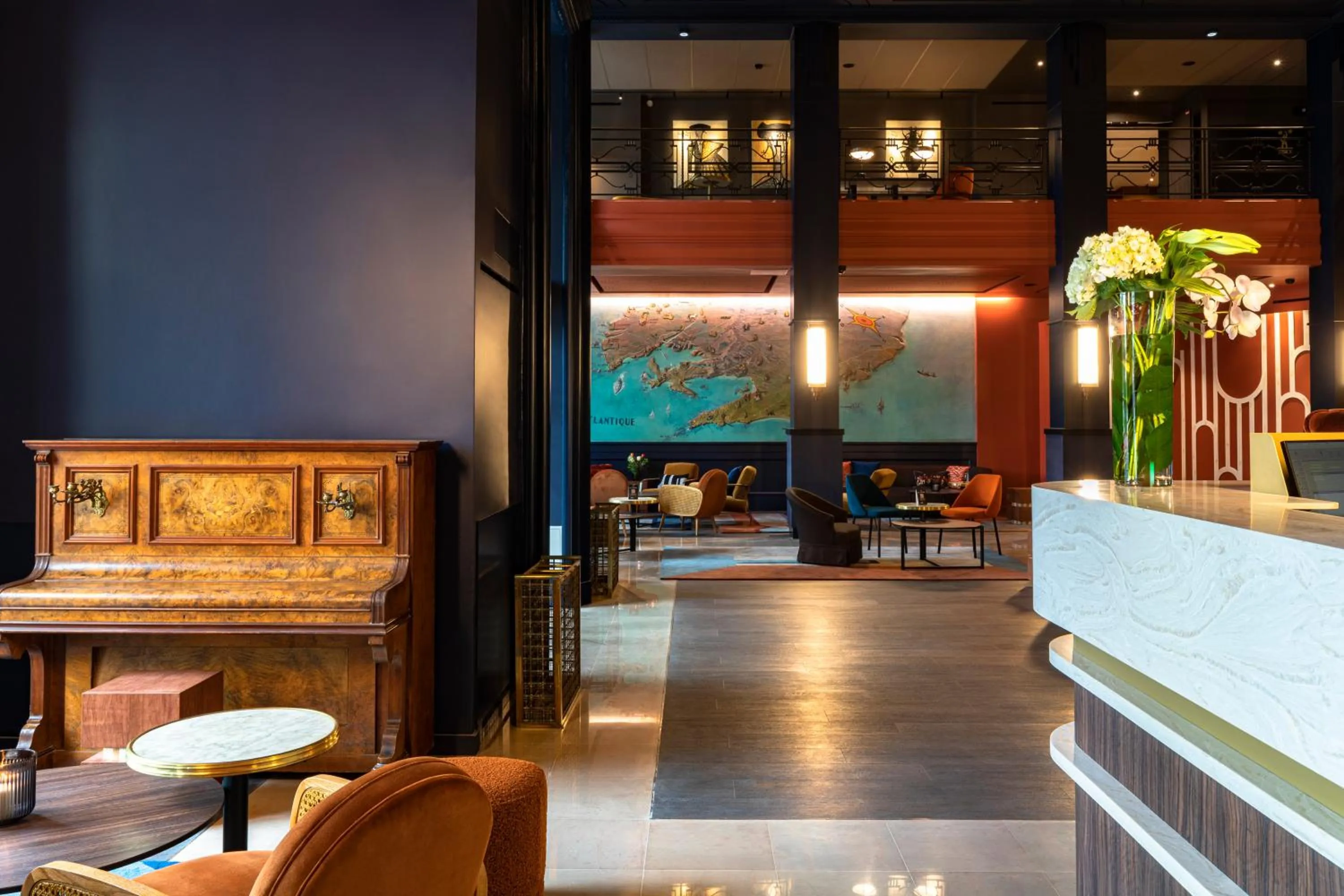 Property building in Hôtel & Spa Oceania Le Conti