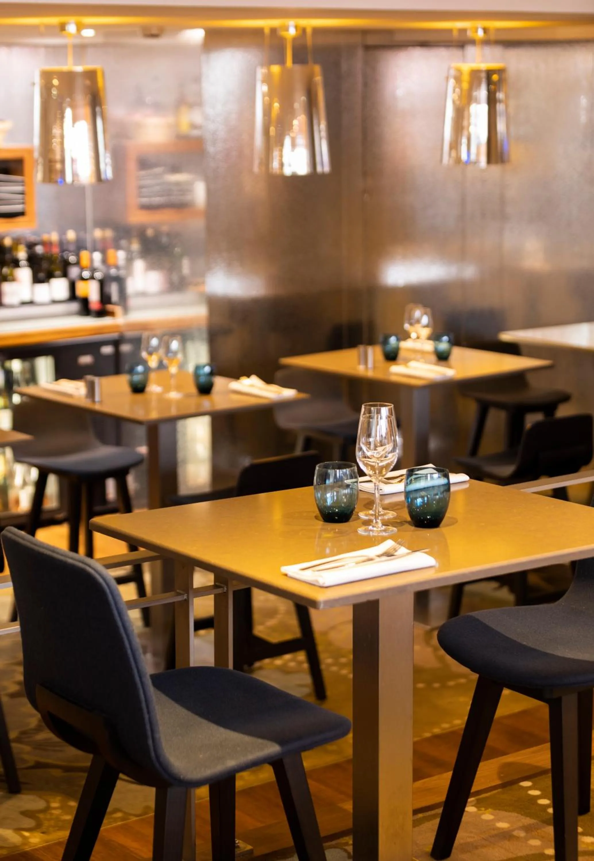 Restaurant/places to eat in Hôtel Oceania Brest