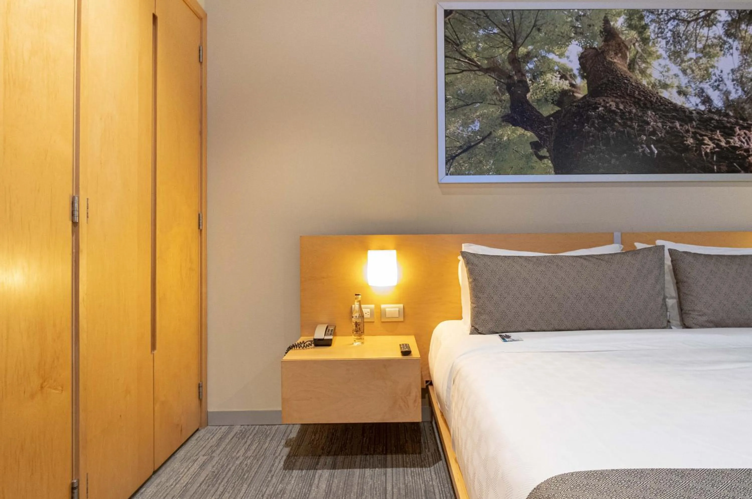 Bed in Stadia Suites Mexico City Santa Fe