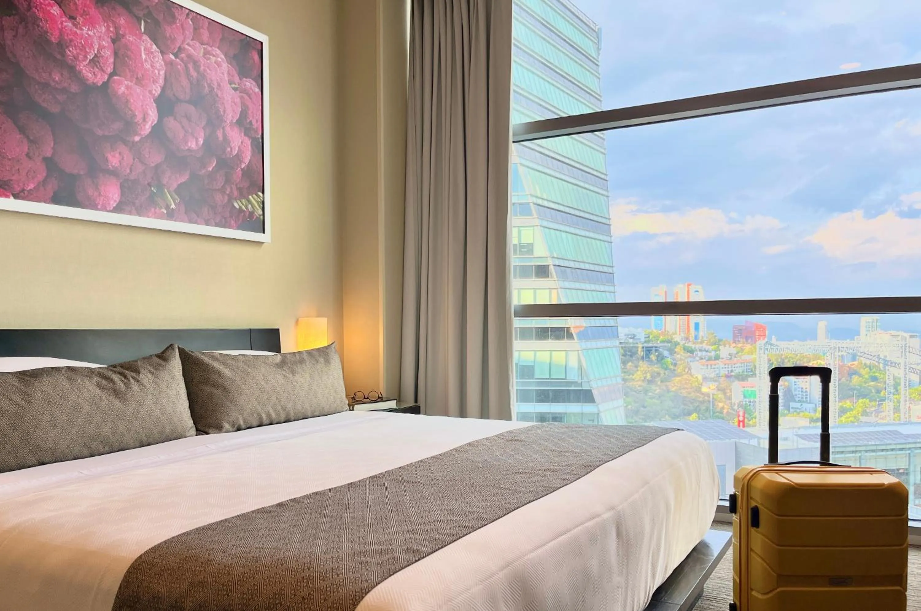 Bed in Stadia Suites Mexico City Santa Fe