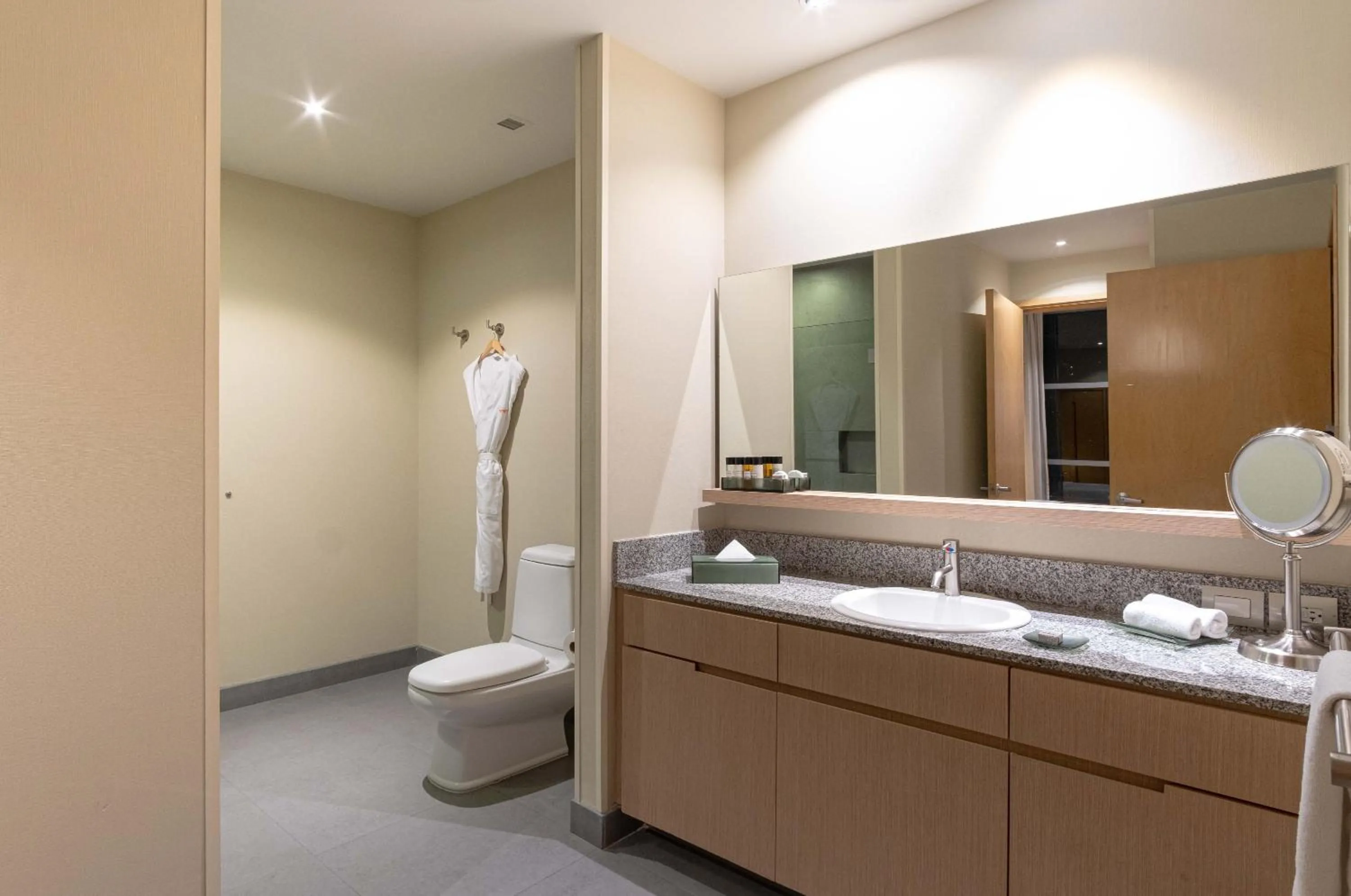 Bathroom in Stadia Suites Mexico City Santa Fe