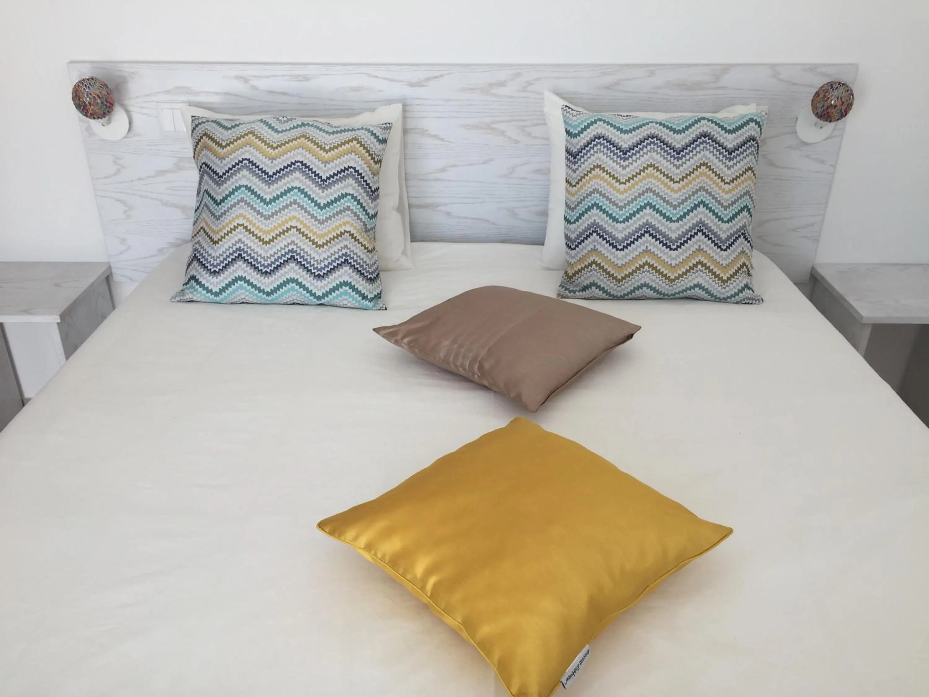 Photo of the whole room in Gabana Baleal Beach