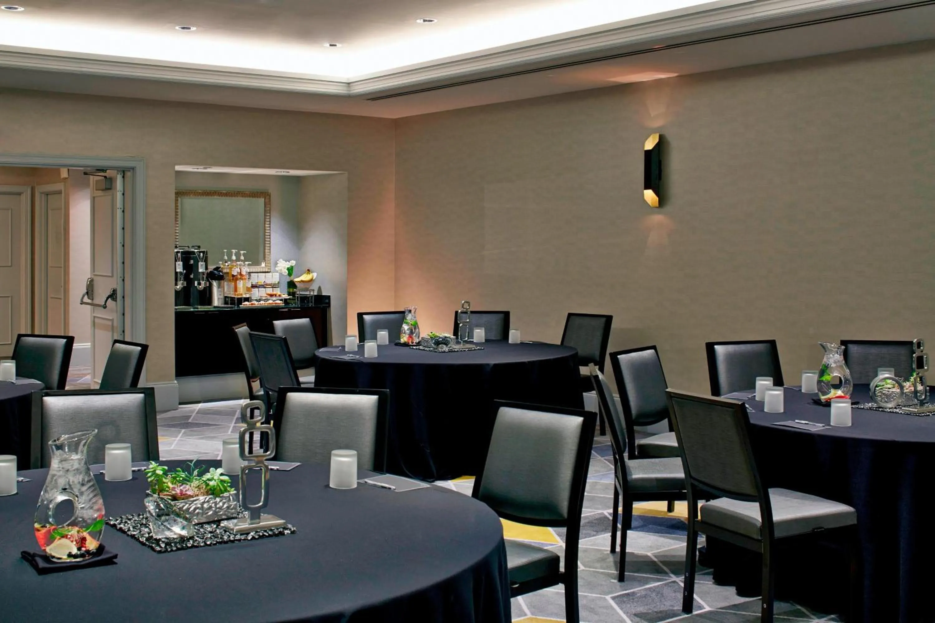Meeting/conference room in Renaissance Providence Downtown Hotel