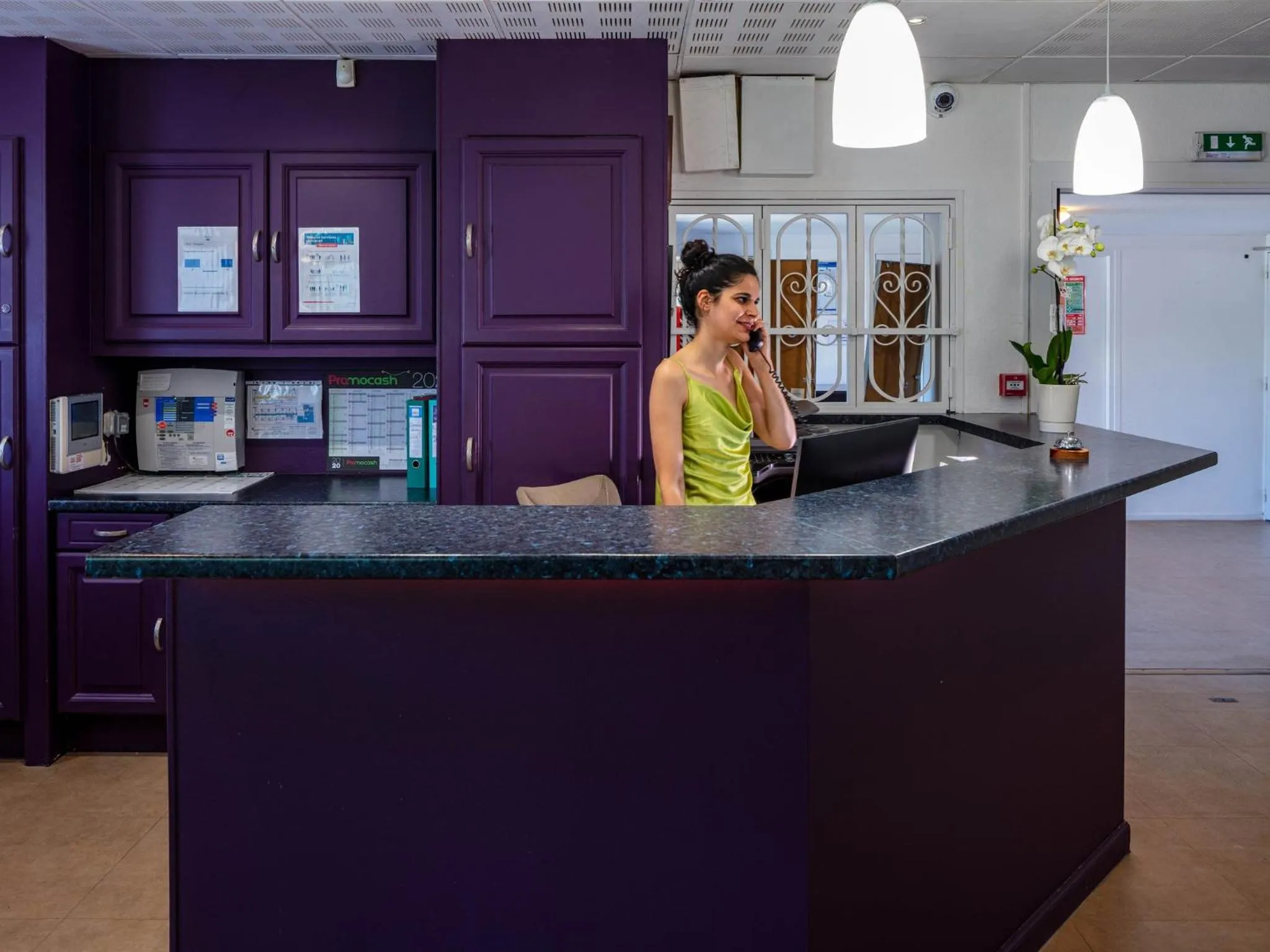 Lobby or reception in Noemys Valence Nord - hotel restaurant