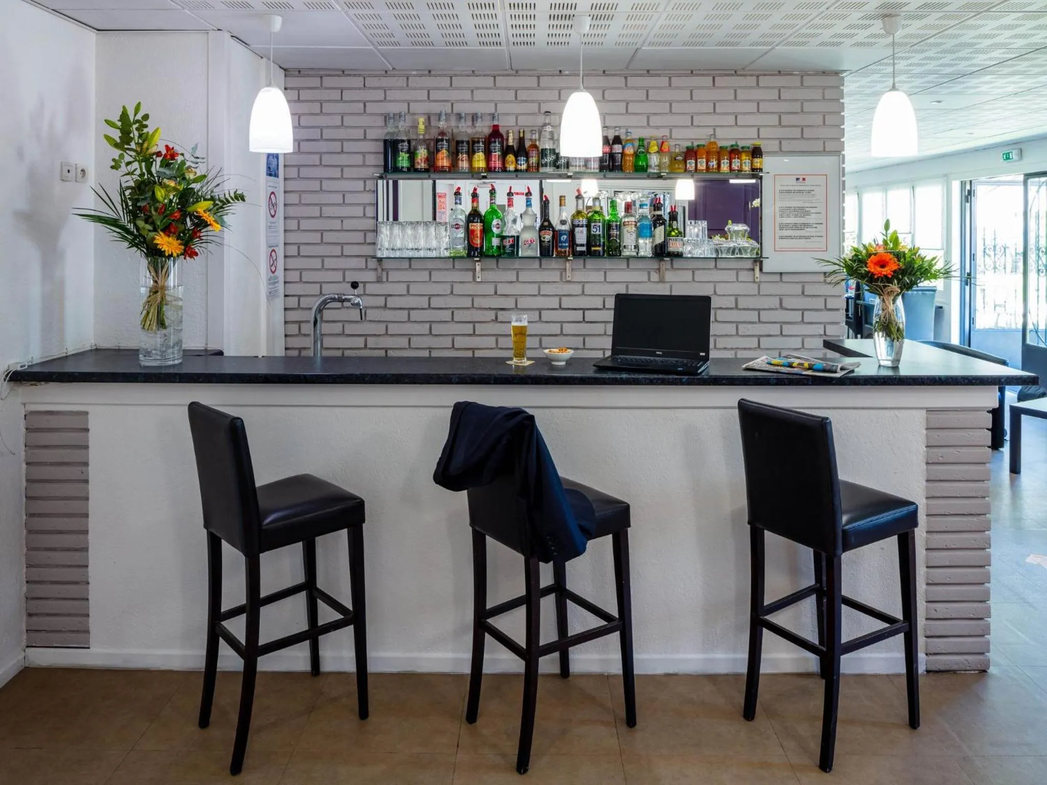Lounge or bar in Noemys Valence Nord - hotel restaurant