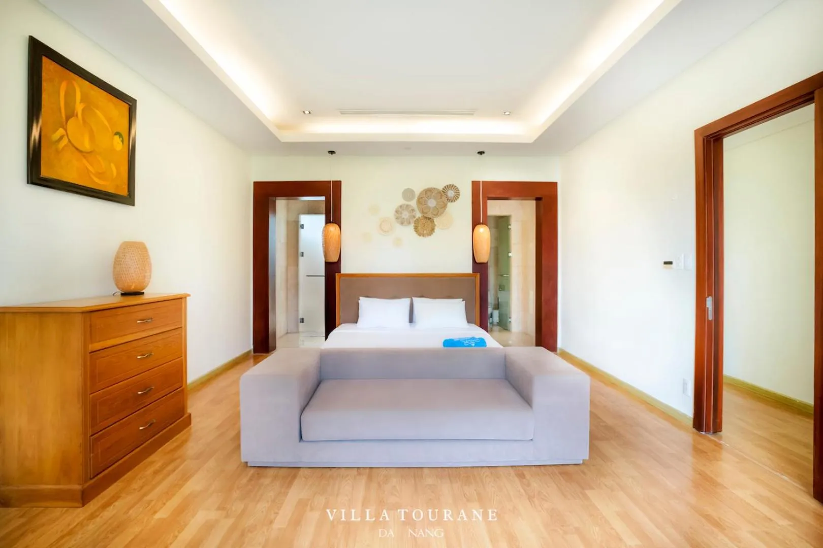 Bedroom, Bed in Villa Tourane