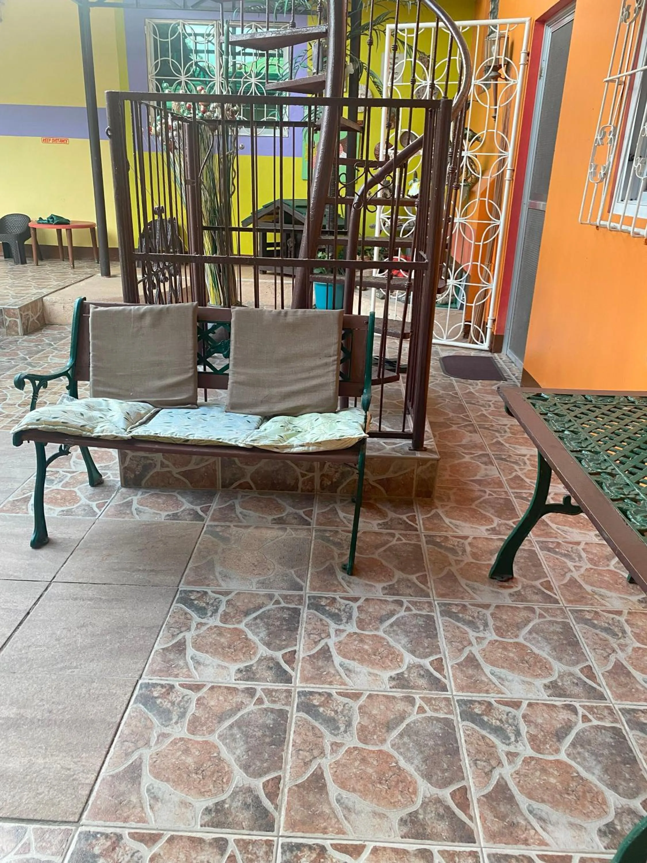 Inner courtyard view in Villa 301 B&B