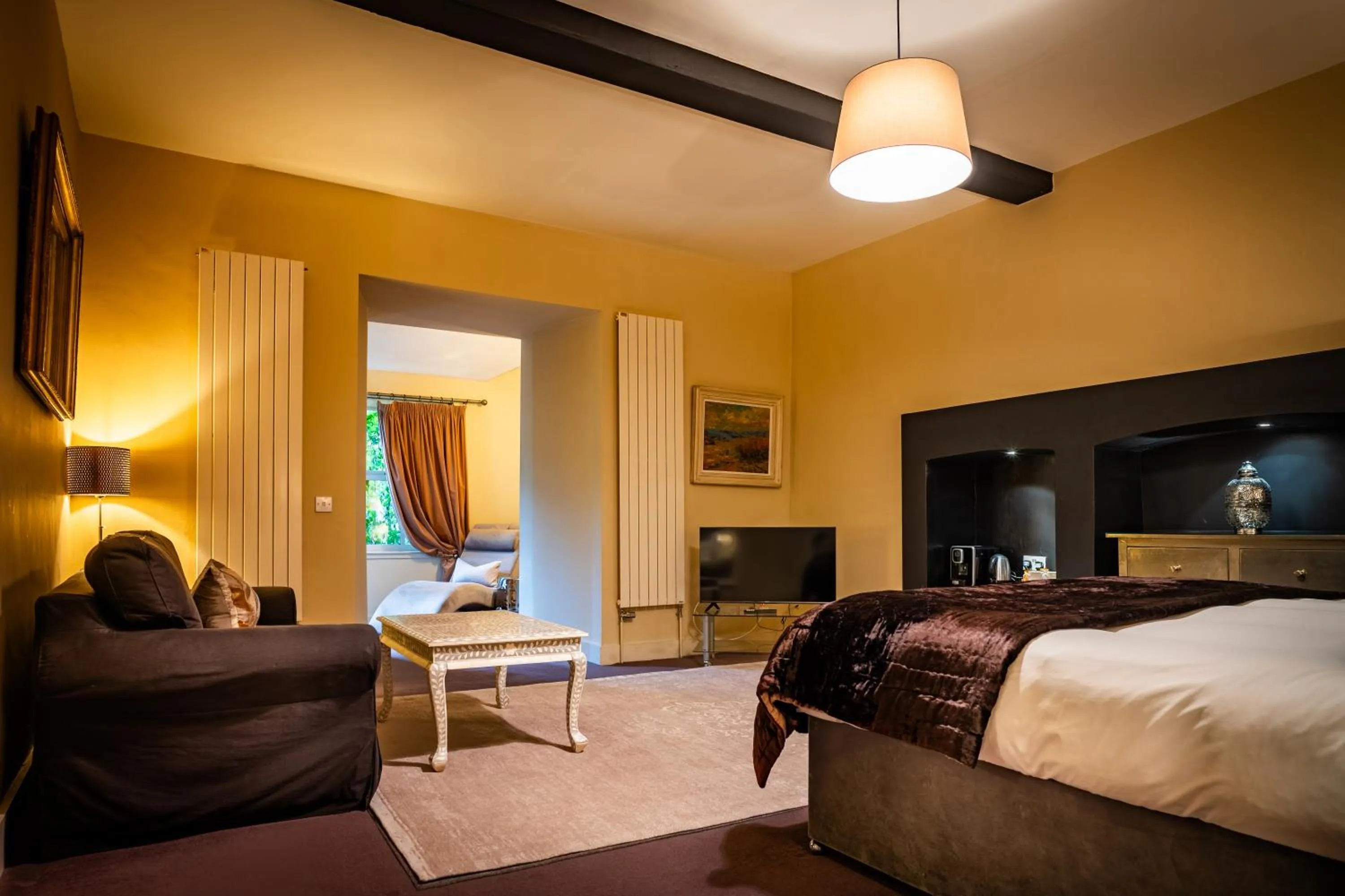 Bed in Six Brunton Place Guest House