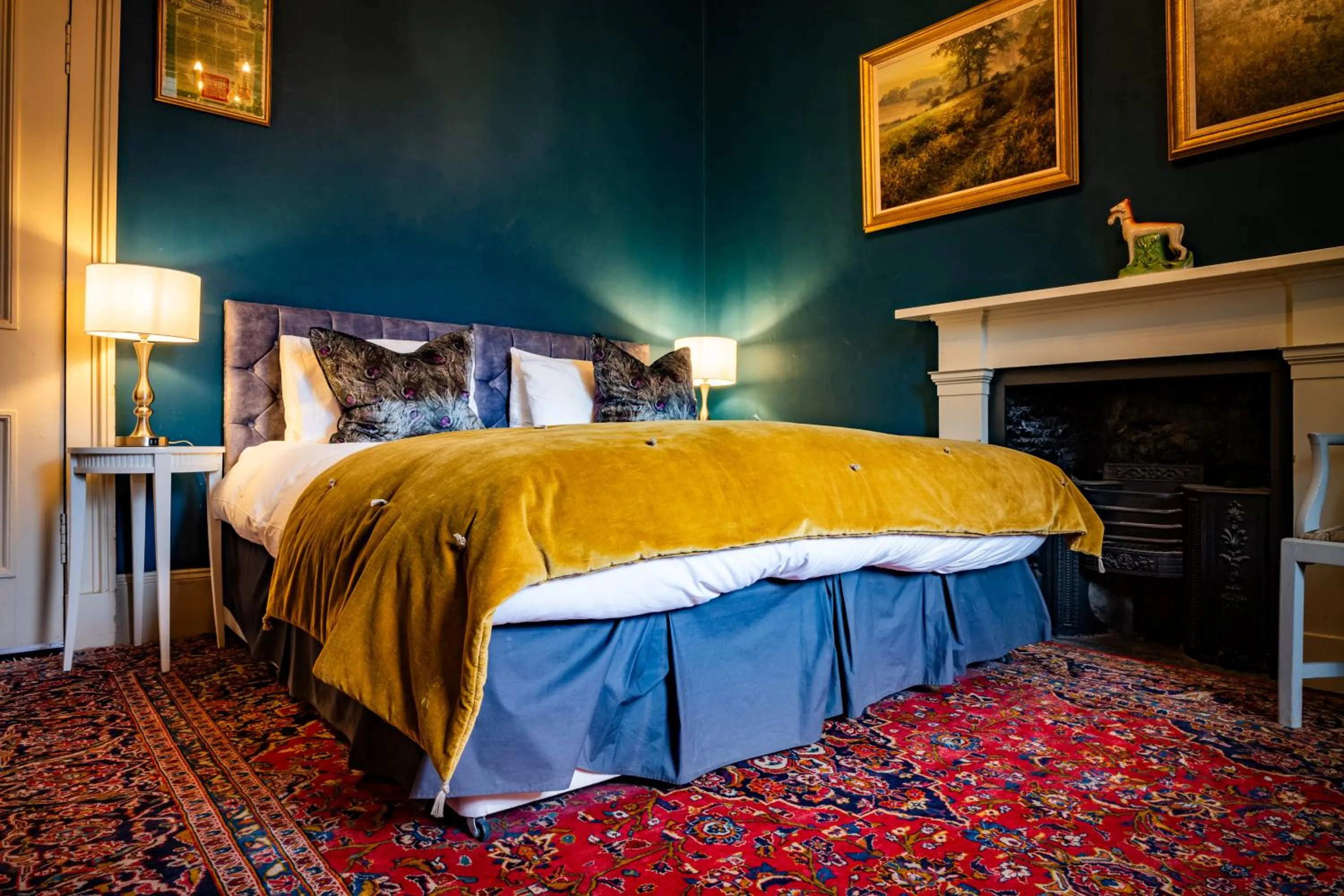 Bed in Six Brunton Place Guest House