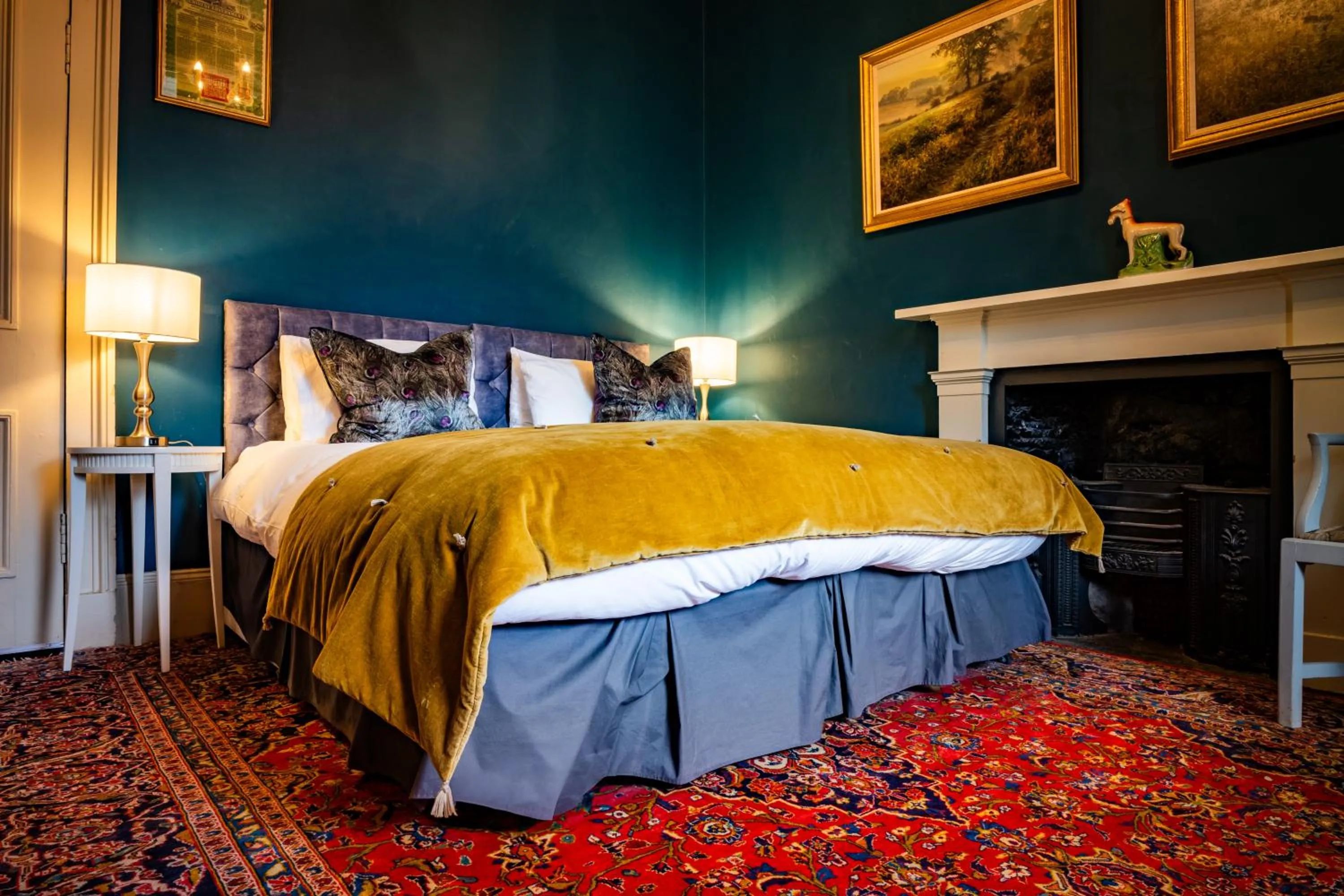 Bed in Six Brunton Place Guest House