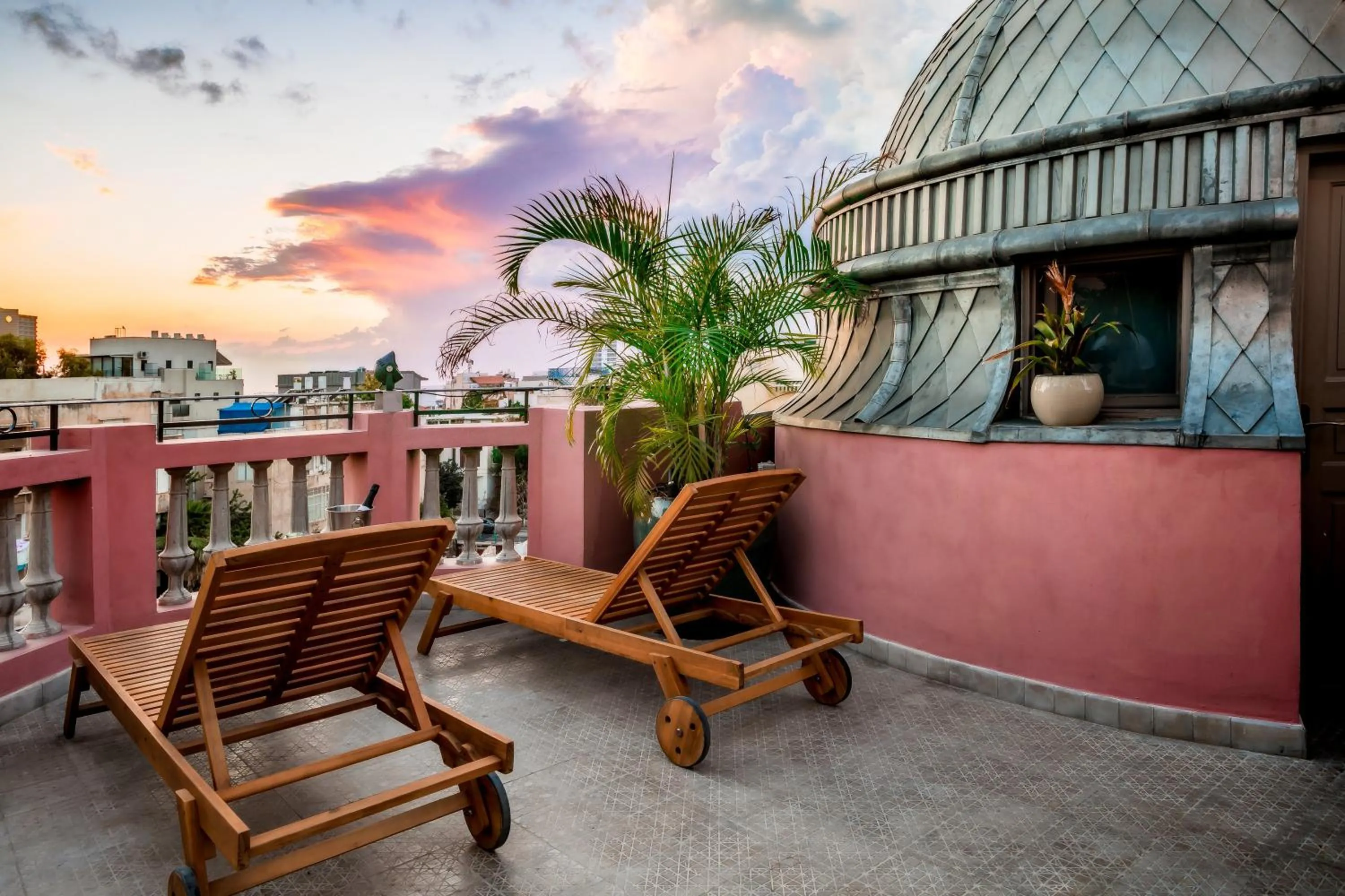 Property building in Nordoy Hotel - Fattal Colors