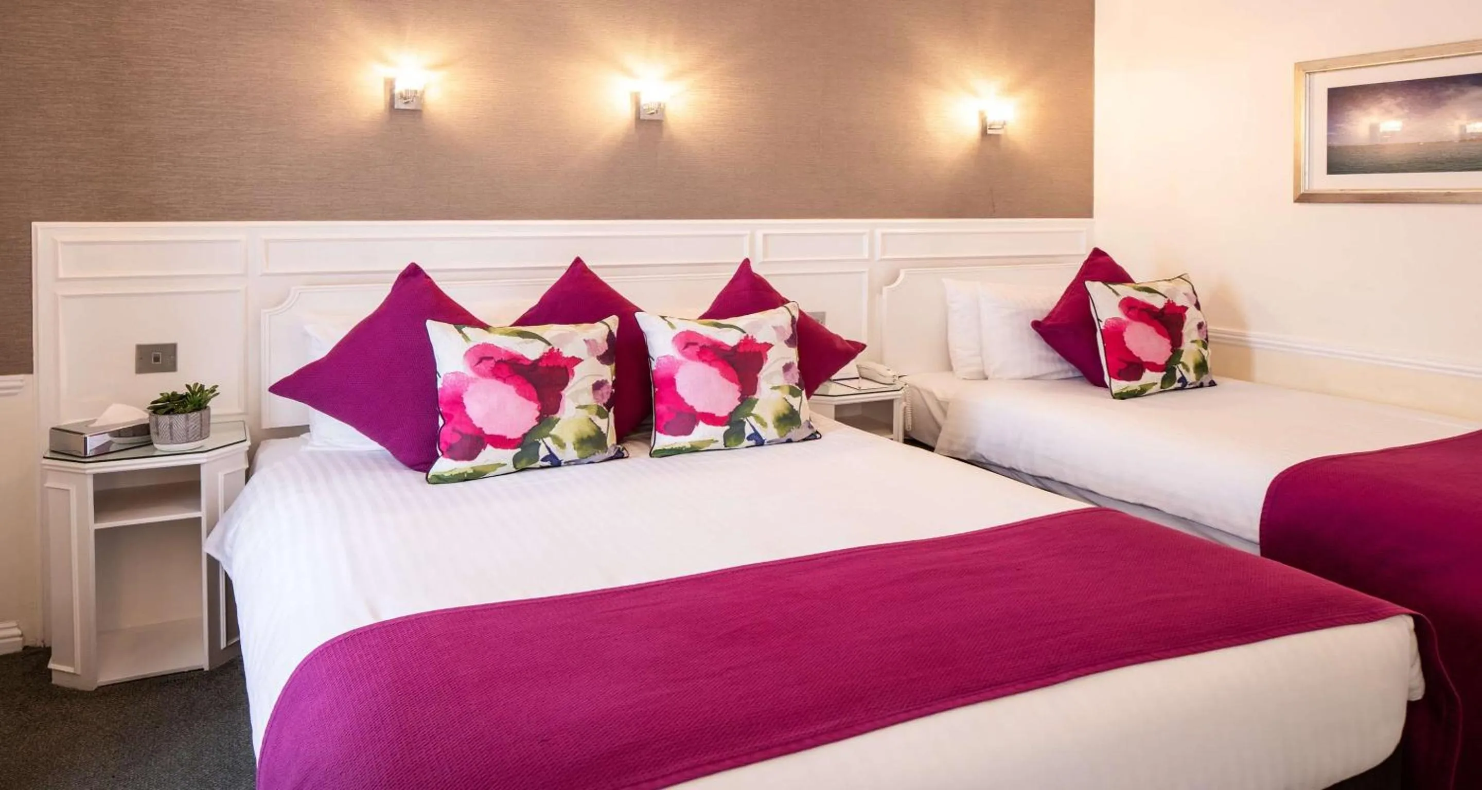 Bedroom, Bed in Best Western Royal Hotel