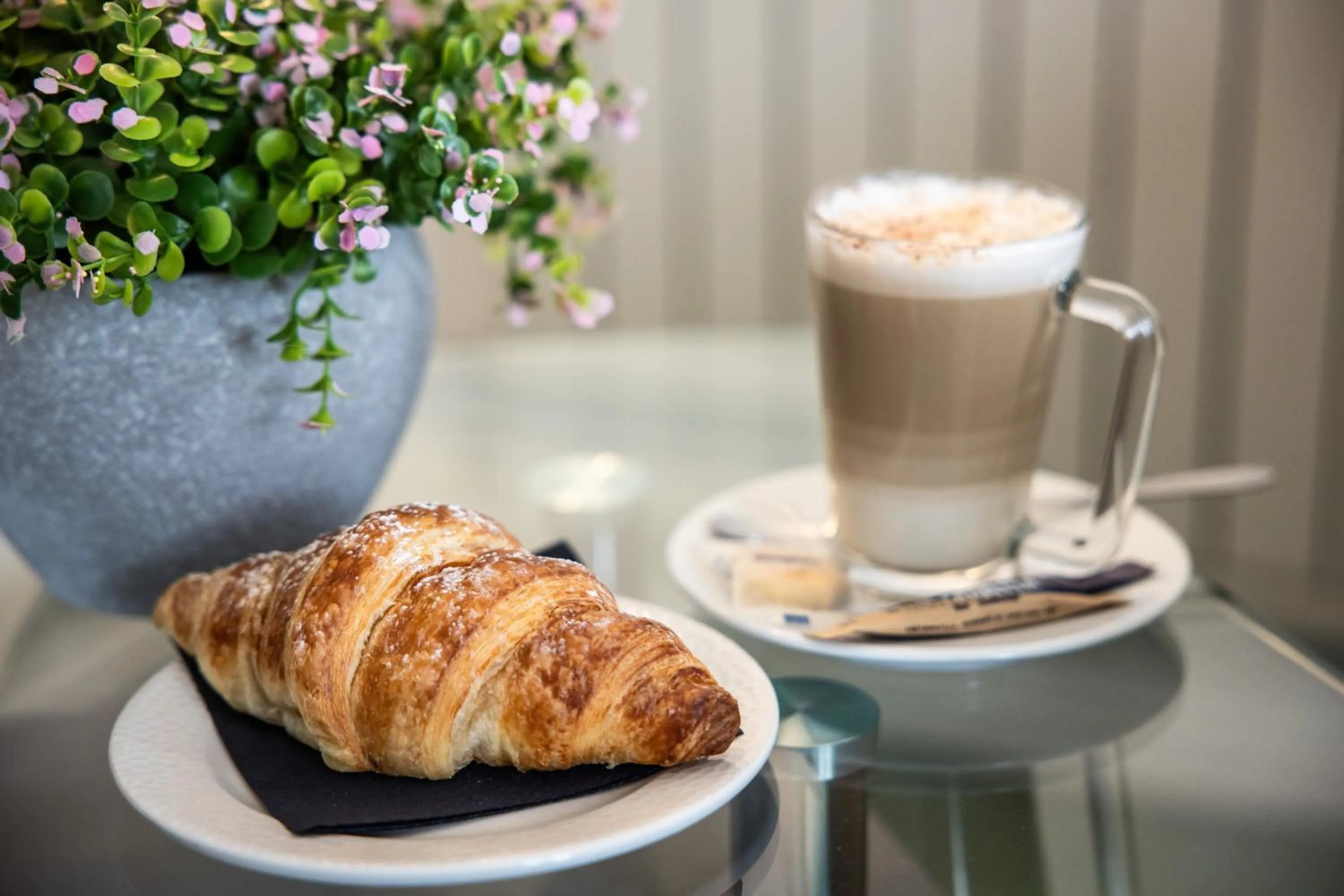 Food and drinks in Best Western Royal Hotel