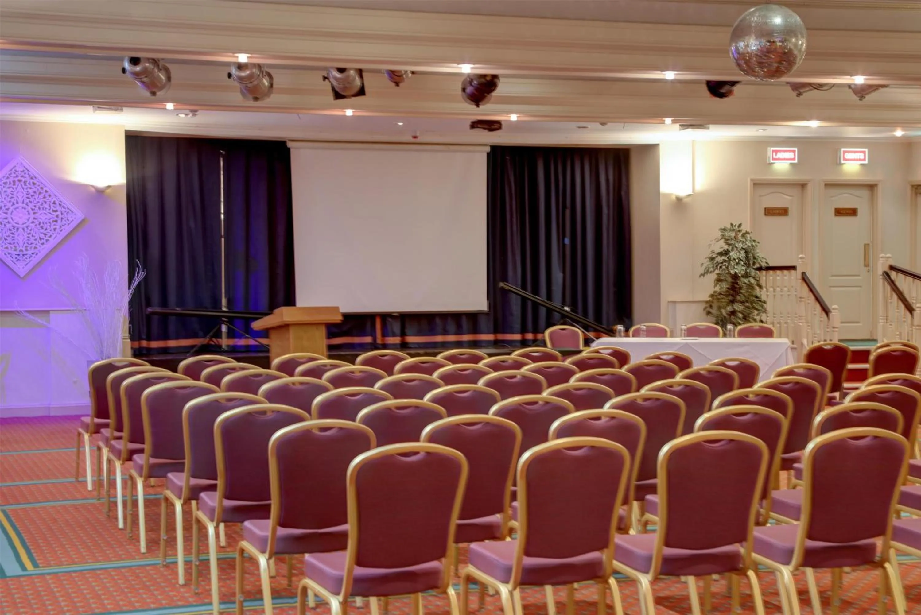 Meeting/conference room in Best Western Royal Hotel